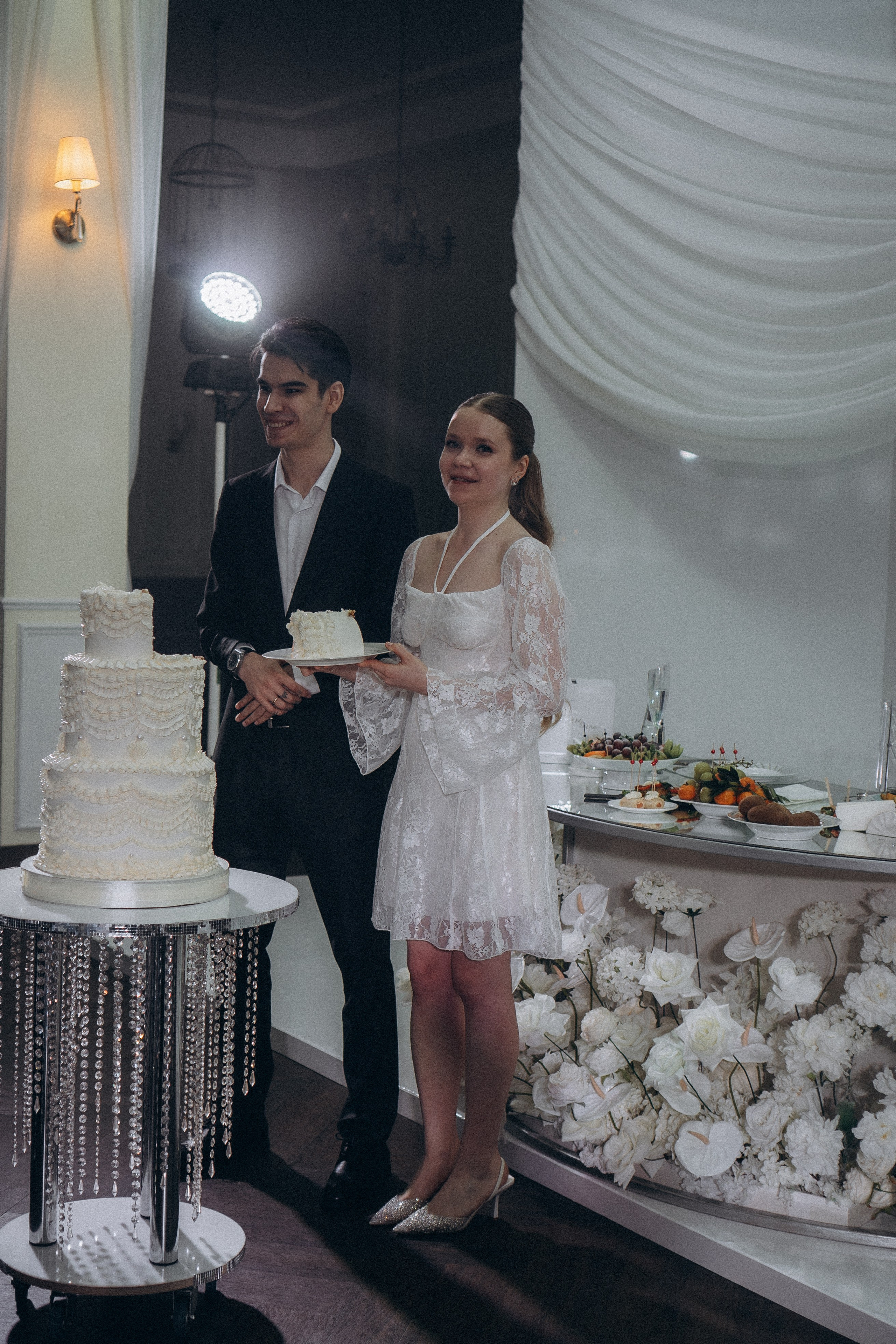 СВАДЕБНАЯ СЬЕМКА СБОРОВ В ОТЕЛЕ И ВЫЕЗД НА ЦЕРЕМОНИЮ (СНЯТО В СИБИРЕ В НИЖНЕВАРТОВСКЕ). Профессиональный фотограф, Санкт-Петербург — Виктория Богомолова