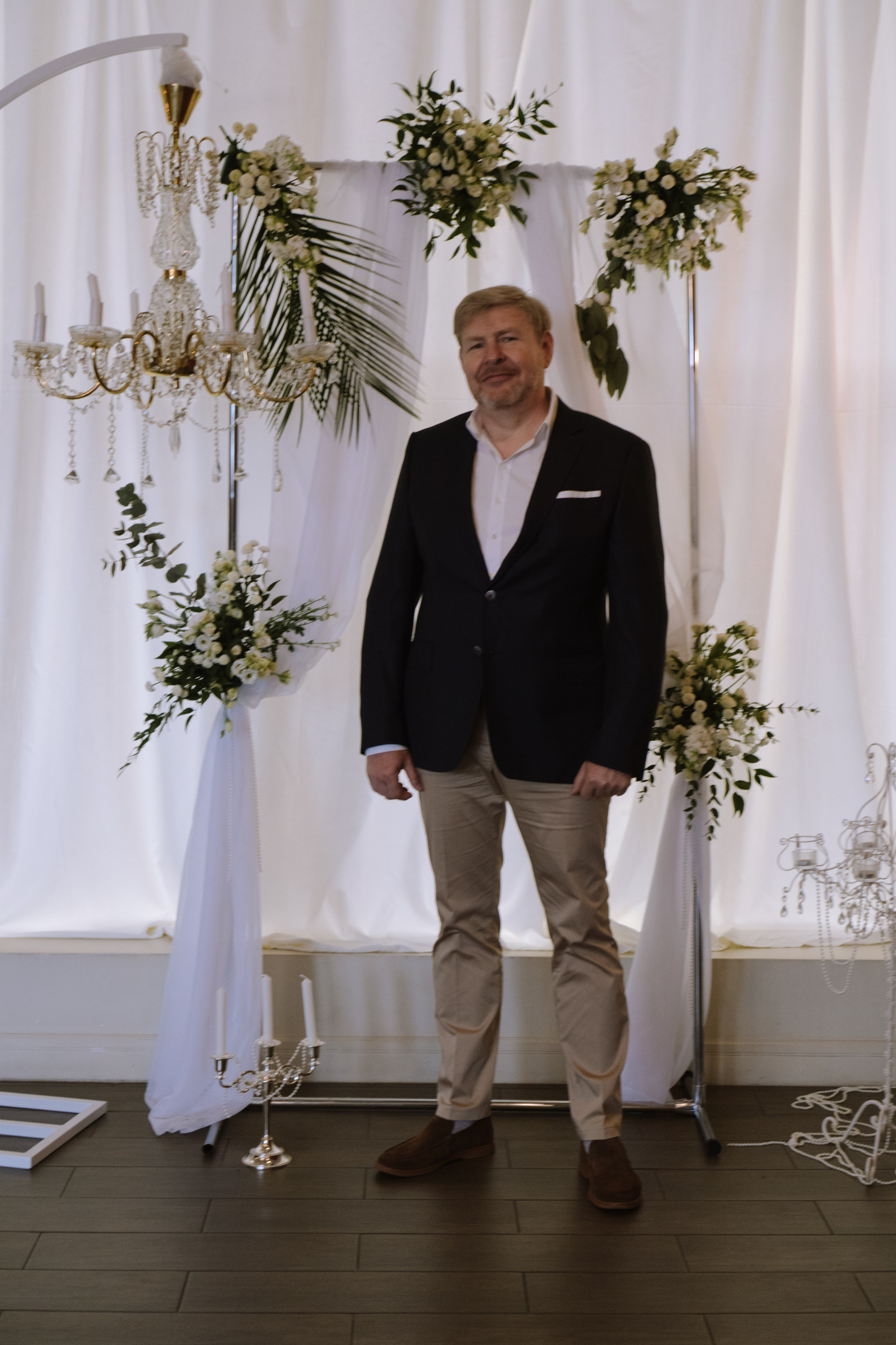 СВАДЕБНЫЙ БАНКЕТ НА ВЛАДИМИРСКОЙ В САНКТ-ПЕТЕРБУРГЕ (КАМЕРНАЯ СВАДЬБА). Профессиональный фотограф, Санкт-Петербург — Виктория Богомолова