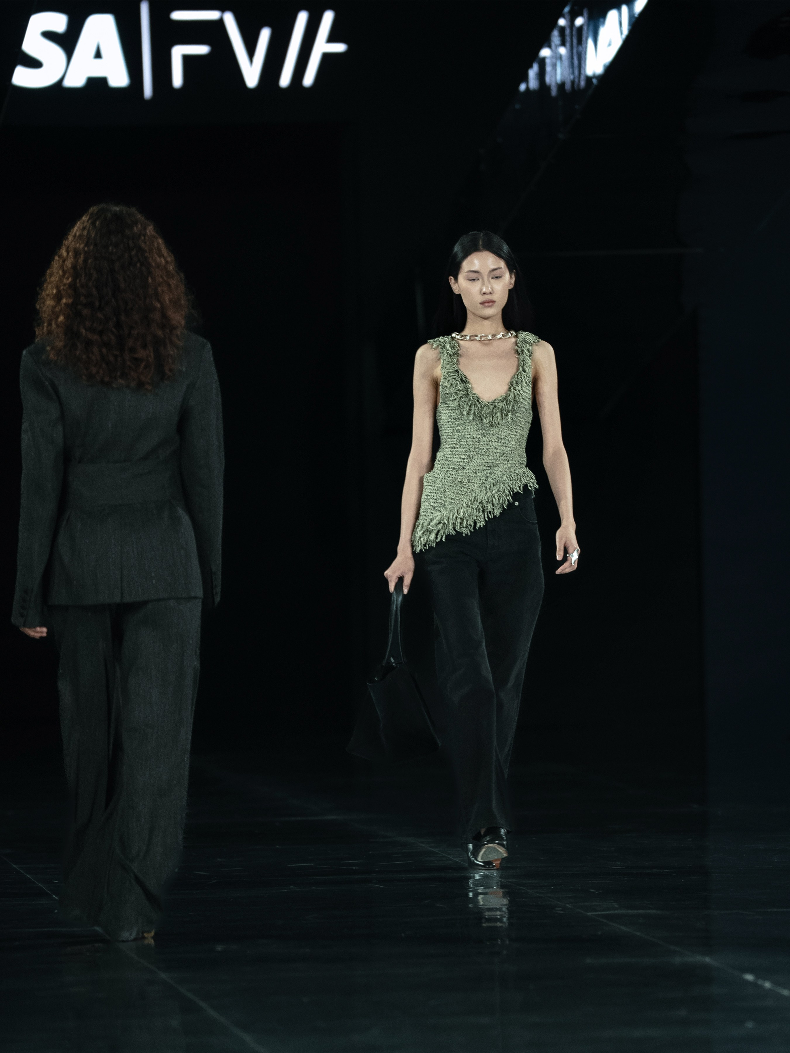 Visa Fashion Week Nanushka. Сайт Алматинского НЮ АРТ, будуар и фэшн фотографа Дениса Карпенко