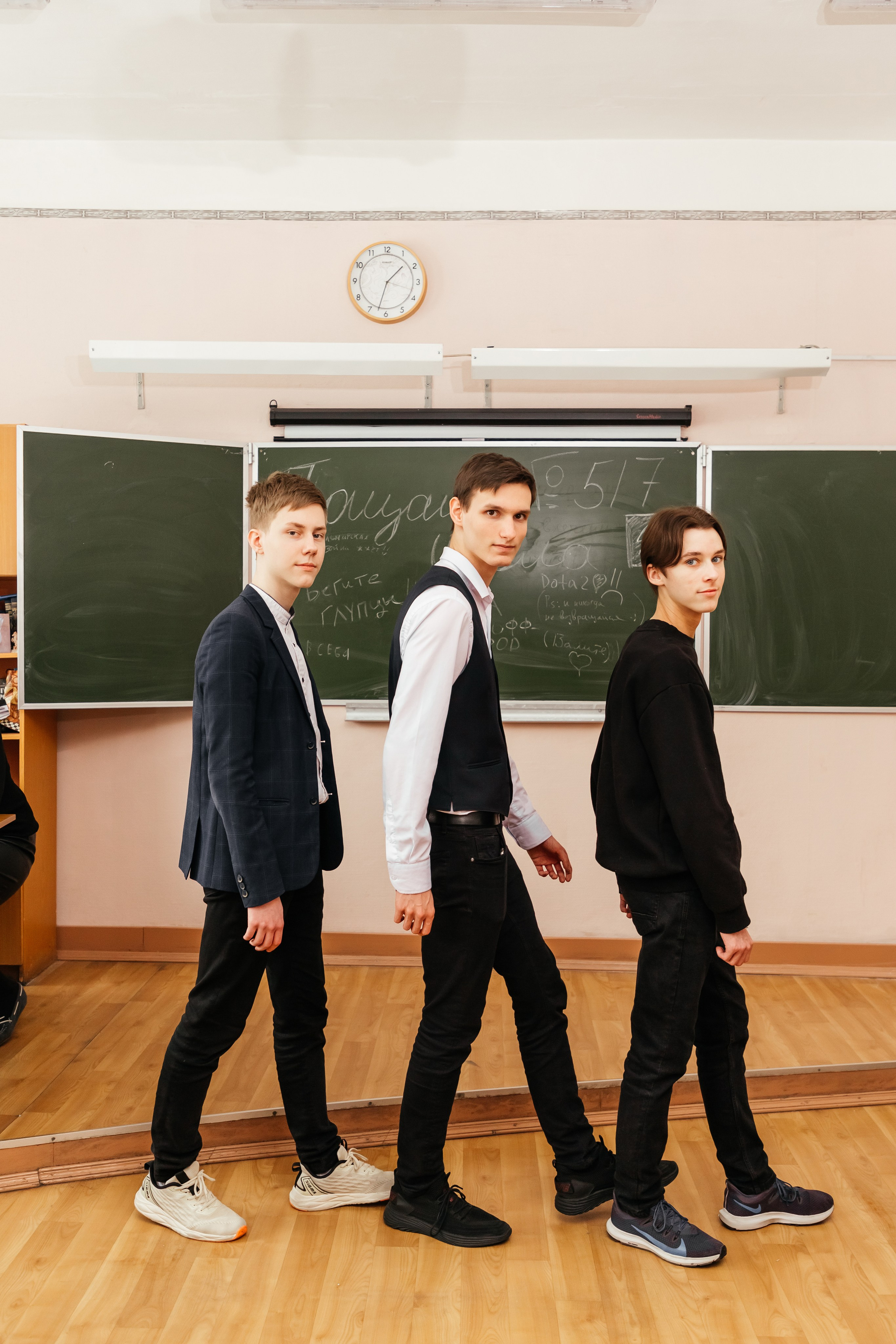 11 класс, в школе. Семейный фотограф Любовь Саркеева