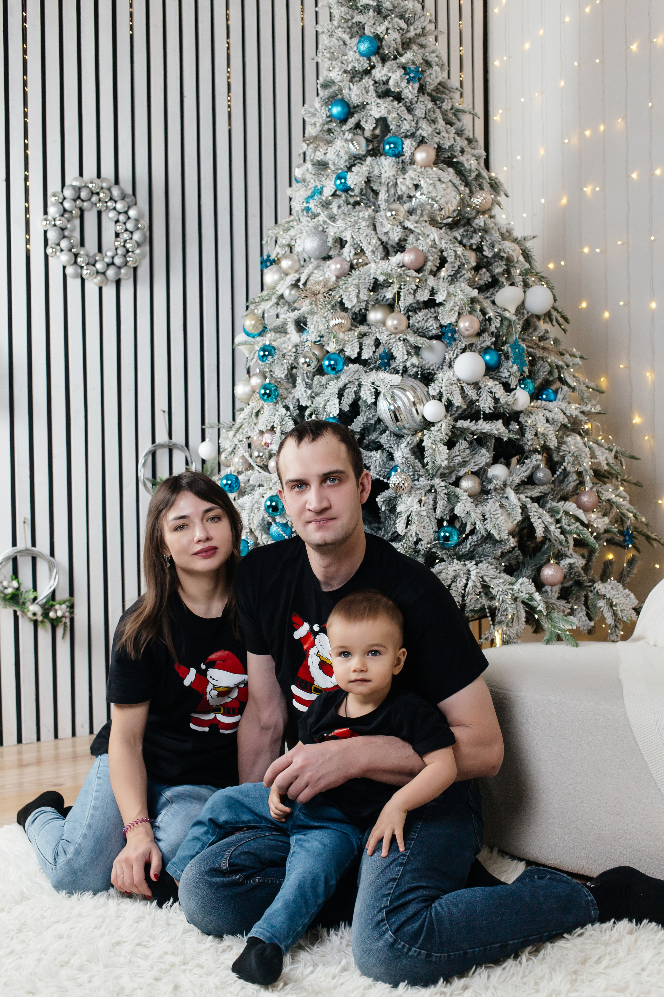 Настюша семейная фотосессия НГ 2025. Женский фотограф в Оренбурге Ирина Заводчикова