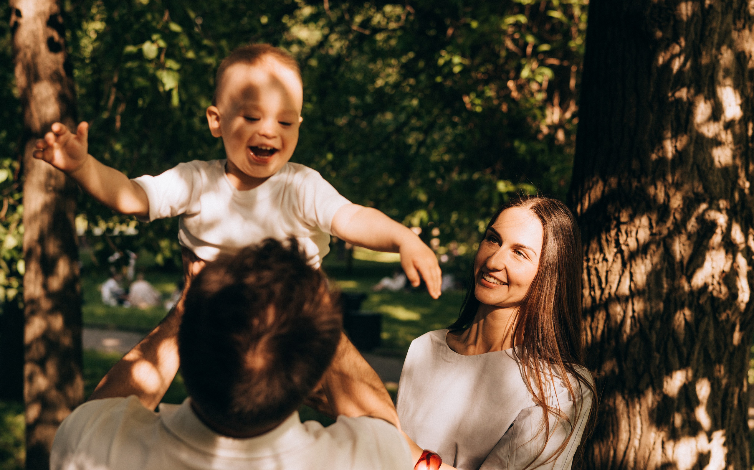Фотопрогулка в любимом парке. Семейный, ньюборн фотограф, фотограф на роды в Москве, Виктория Тюльдюкова