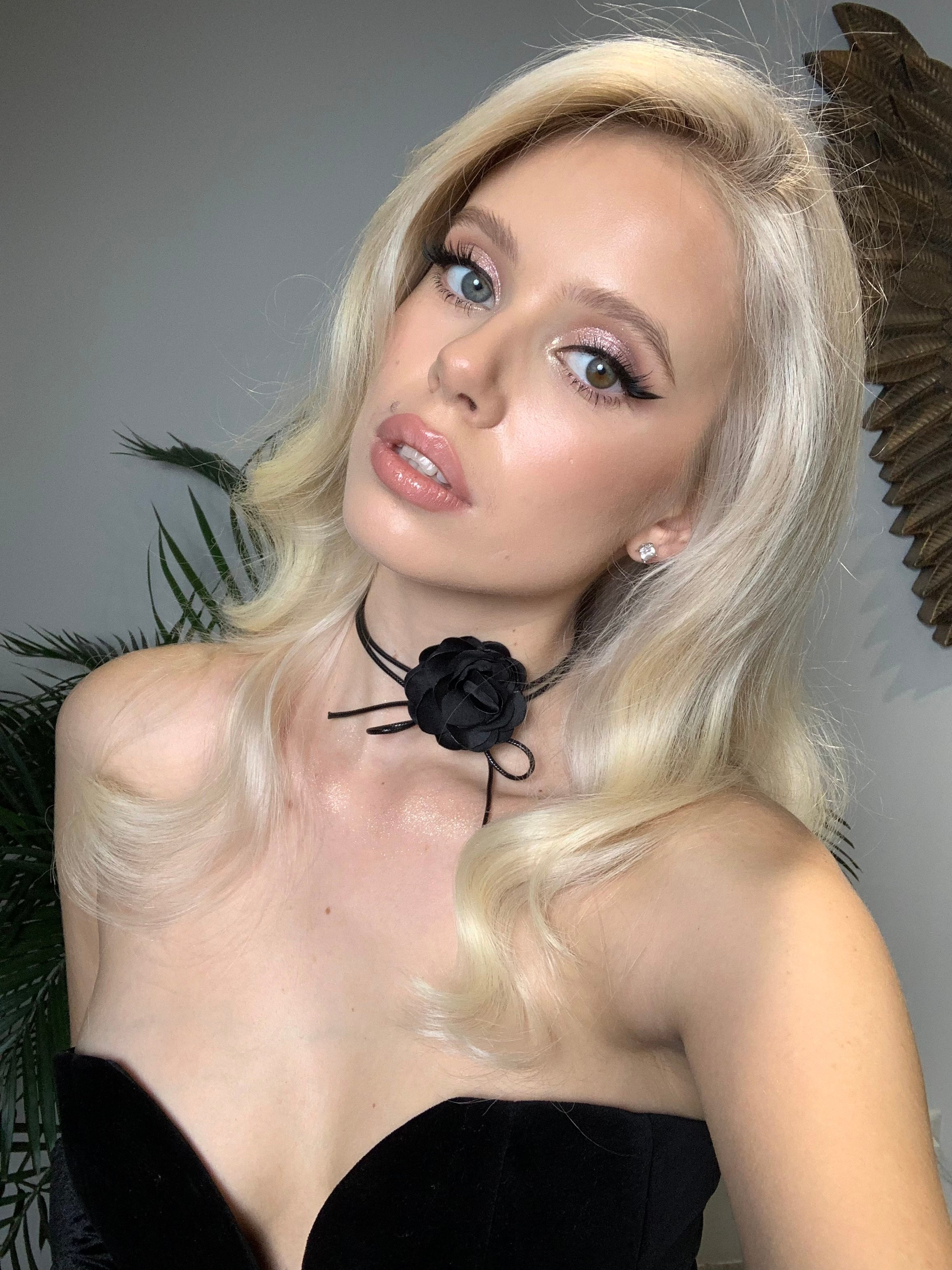 Алеся, 40-42 р-р, 170 см. KED Production — продакшн из СПб. Создаём фото, видео и контент, который помогает брендам и селлерам продавать больше