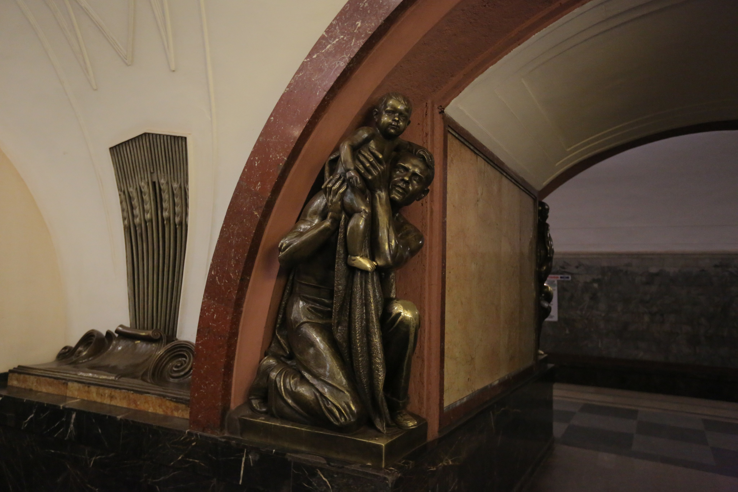 Фото метро в Москве. Студия Максима Белослюдцева