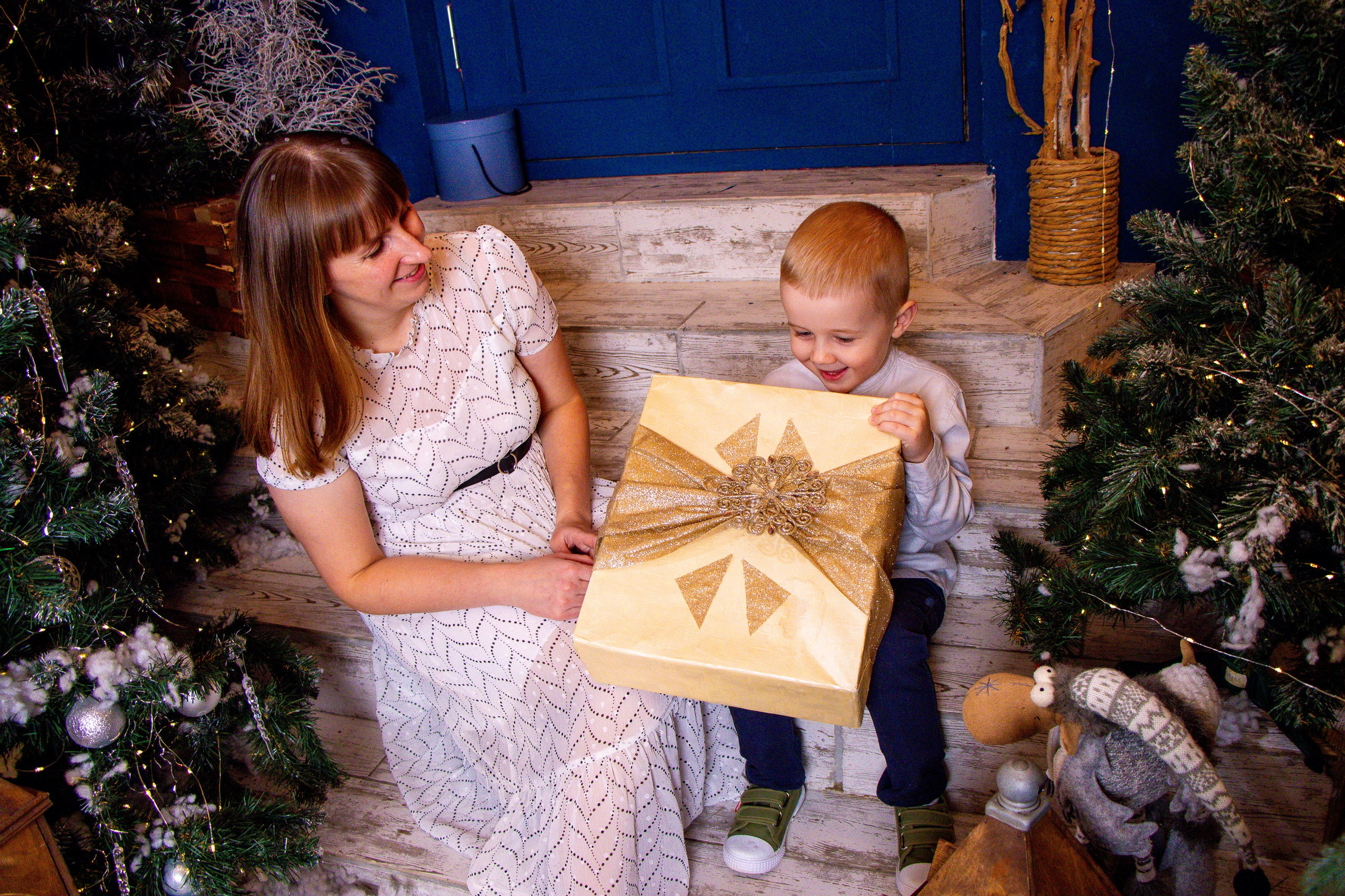 Новогодняя съёмка мама+сын. Фотограф Татьяна Матрос