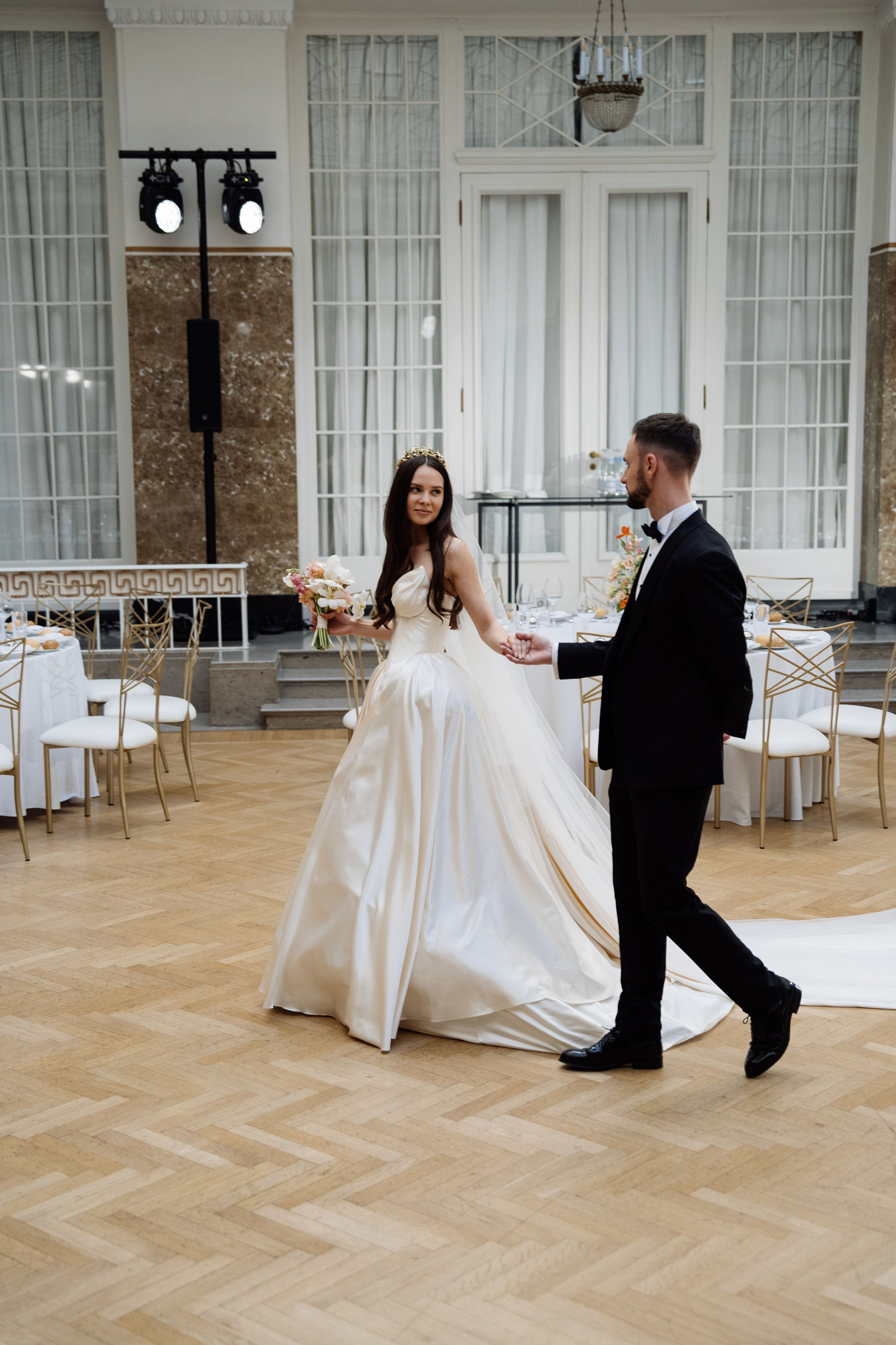 Свадьба в астории. Свадебный фотограф организатор в Санкт-Петербурге Ассоль Опарина