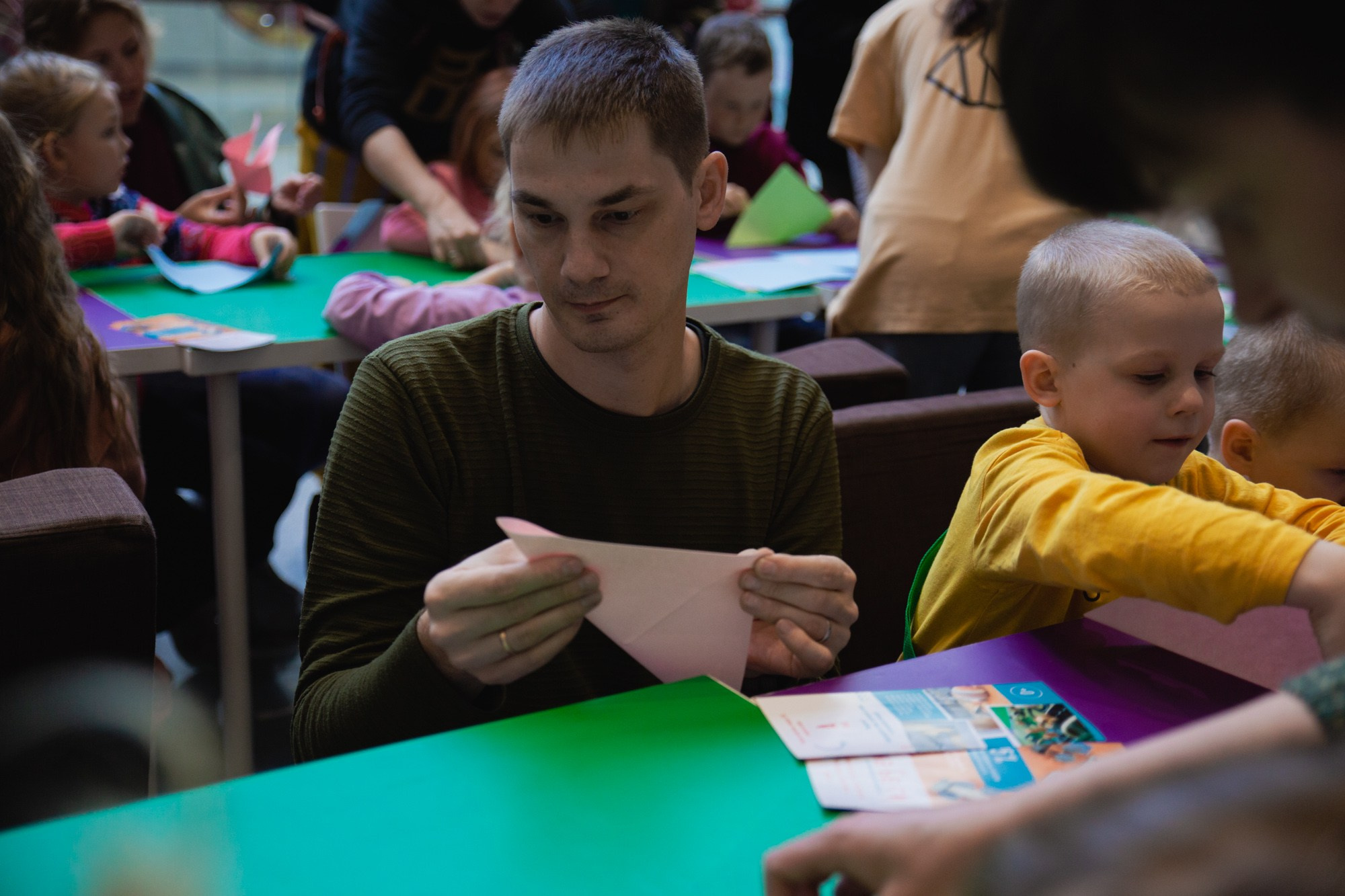 Сказка в ТЦ Океания. Репортажный и концертный фотограф в Москве Анастасия Осень