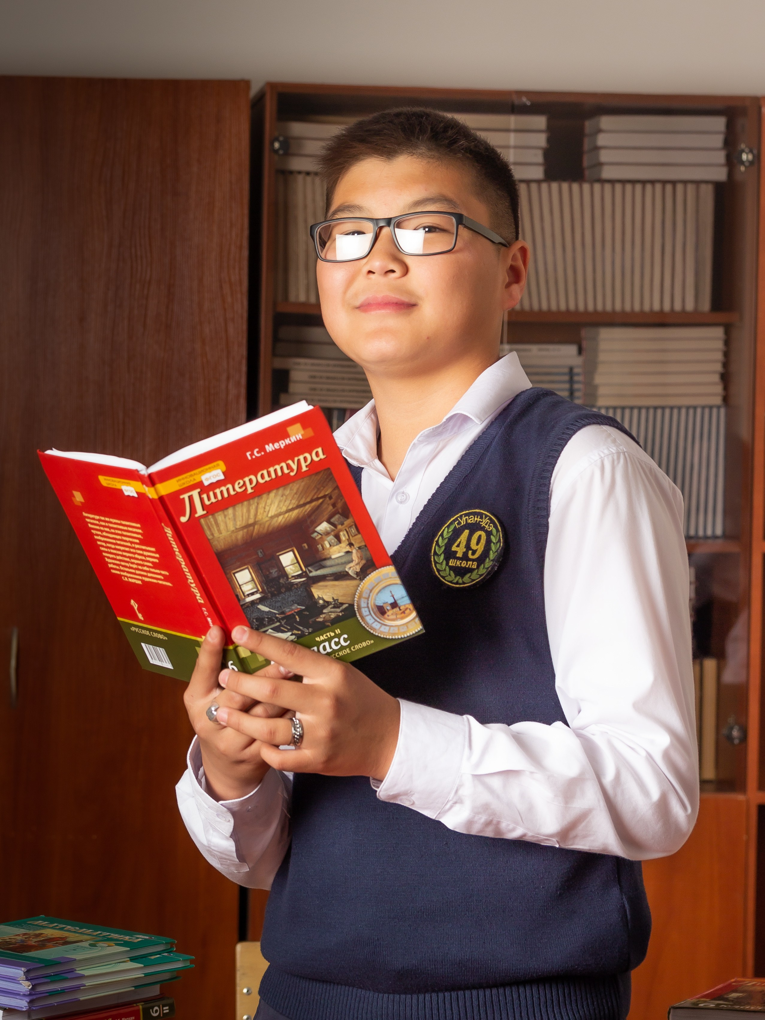 Школьная фотосъëмка. Александр Стряпунин — предметный фотограф в Улан-Удэ