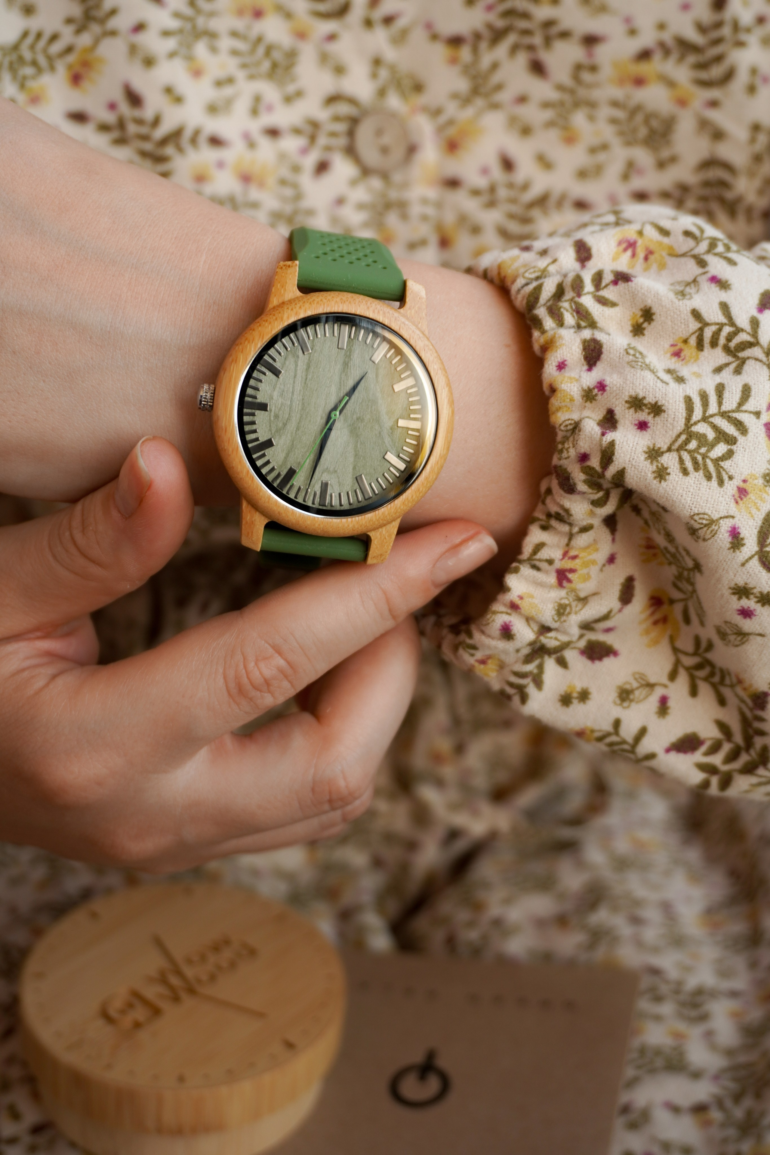 Часы. Кузнецова Мария — профессиональный фотограф в Санкт-Петербурге | Предметная фотосъёмка, модельные тесты, актёрское портфолио, концерты