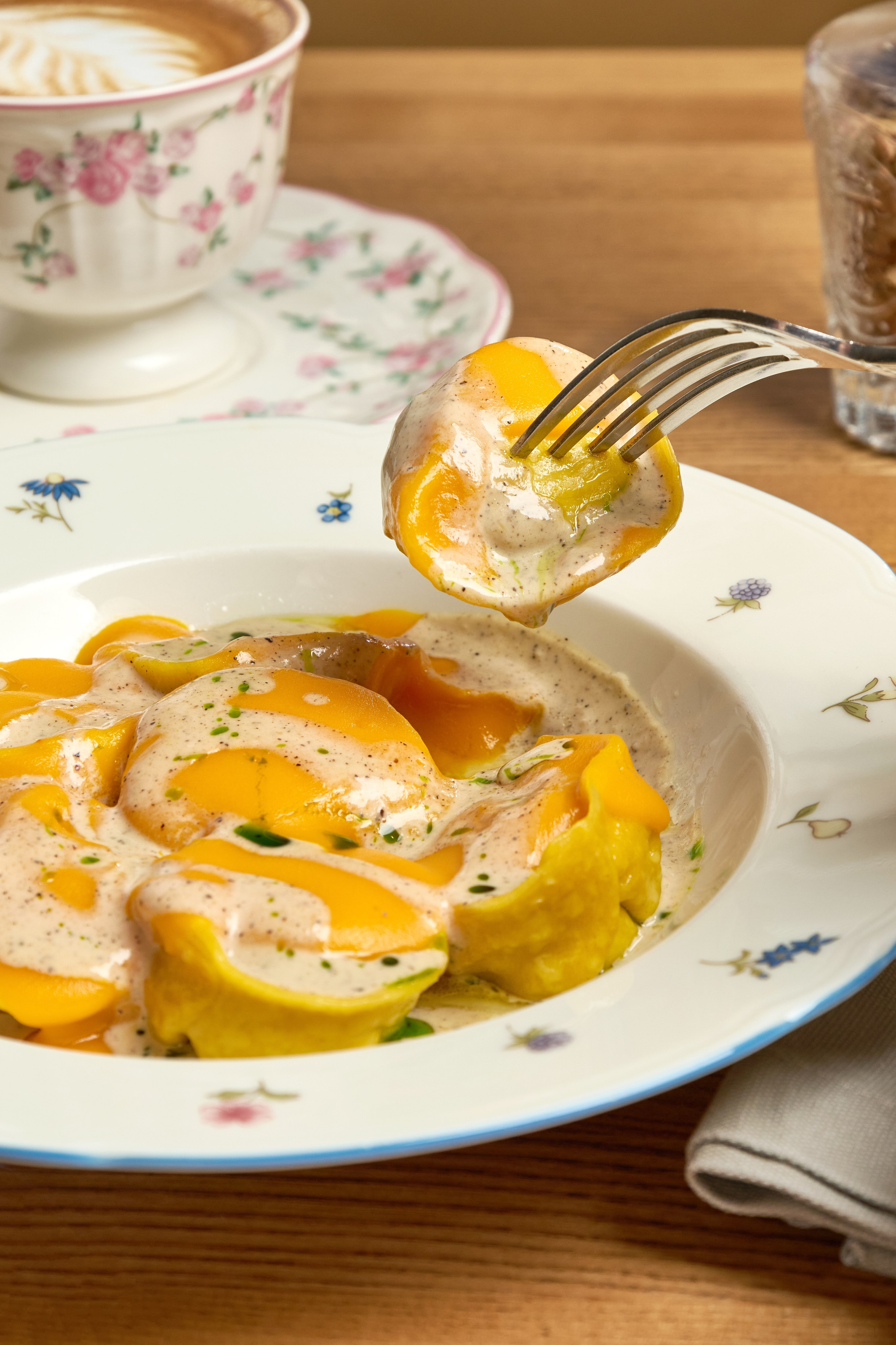 Sisi. Выведите свои товары на новый уровень с профессиональной предметной фотографией. Предметный фотограф Юлия Кравченко