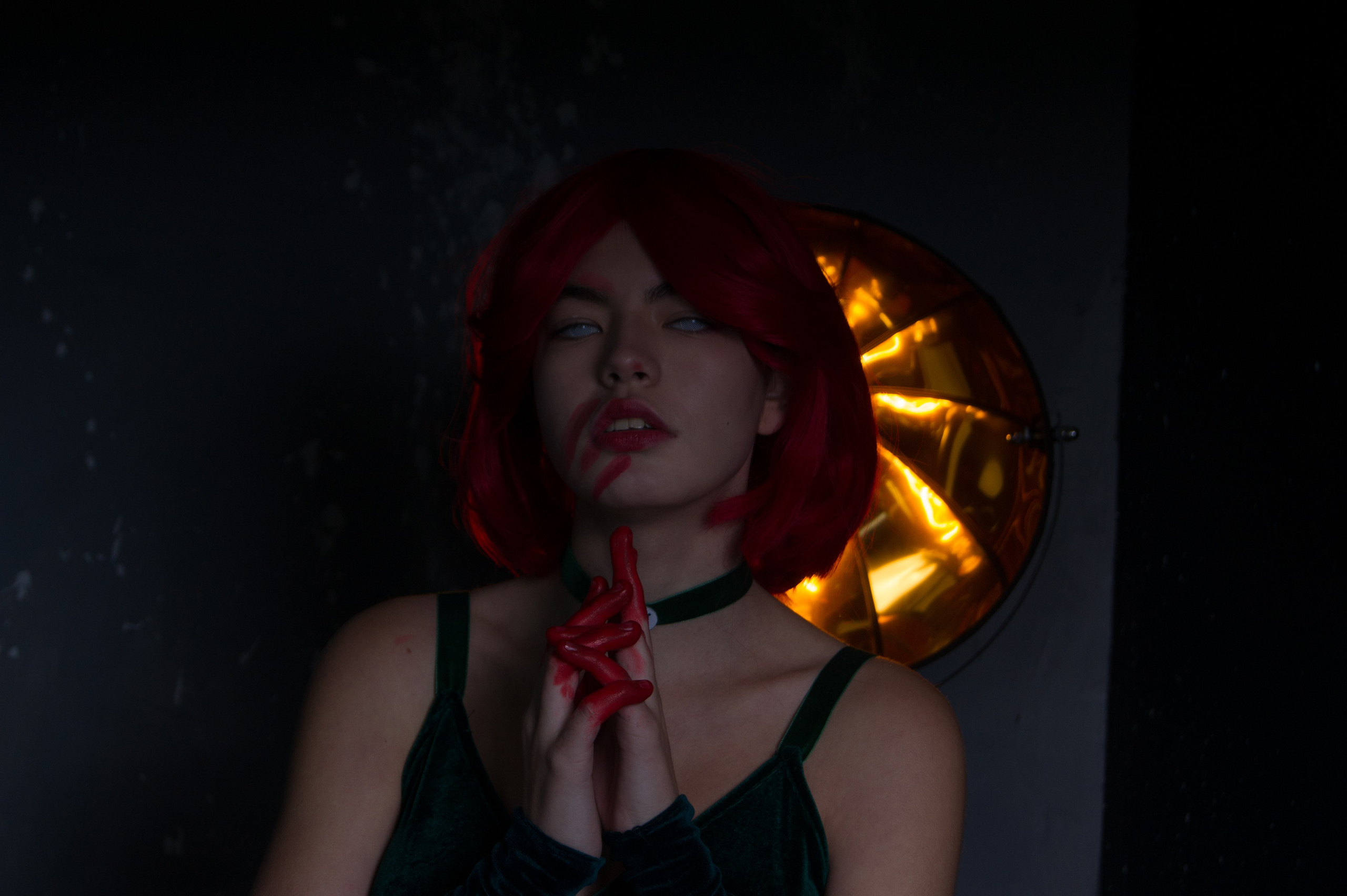 Юля Пчелкина (Персонаж Bubble Comics). Главная