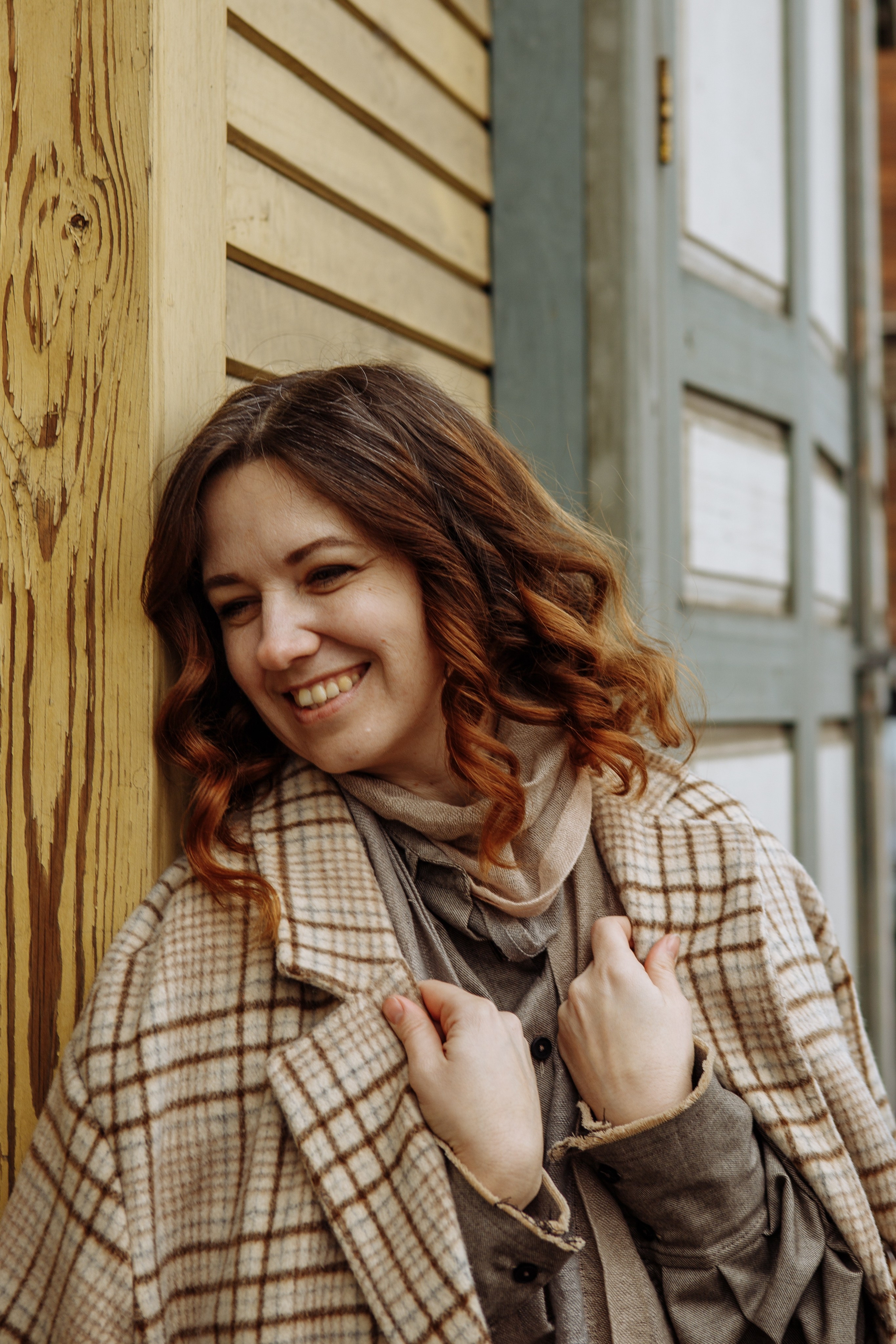 Марина. Фотограф в Иркутске Анастасия Кись. Студийная фотосессия беременности в тканях Иркутск. Семейная фотосессия, ПОРТРЕТ «ПОКОЛЕНИЕ»