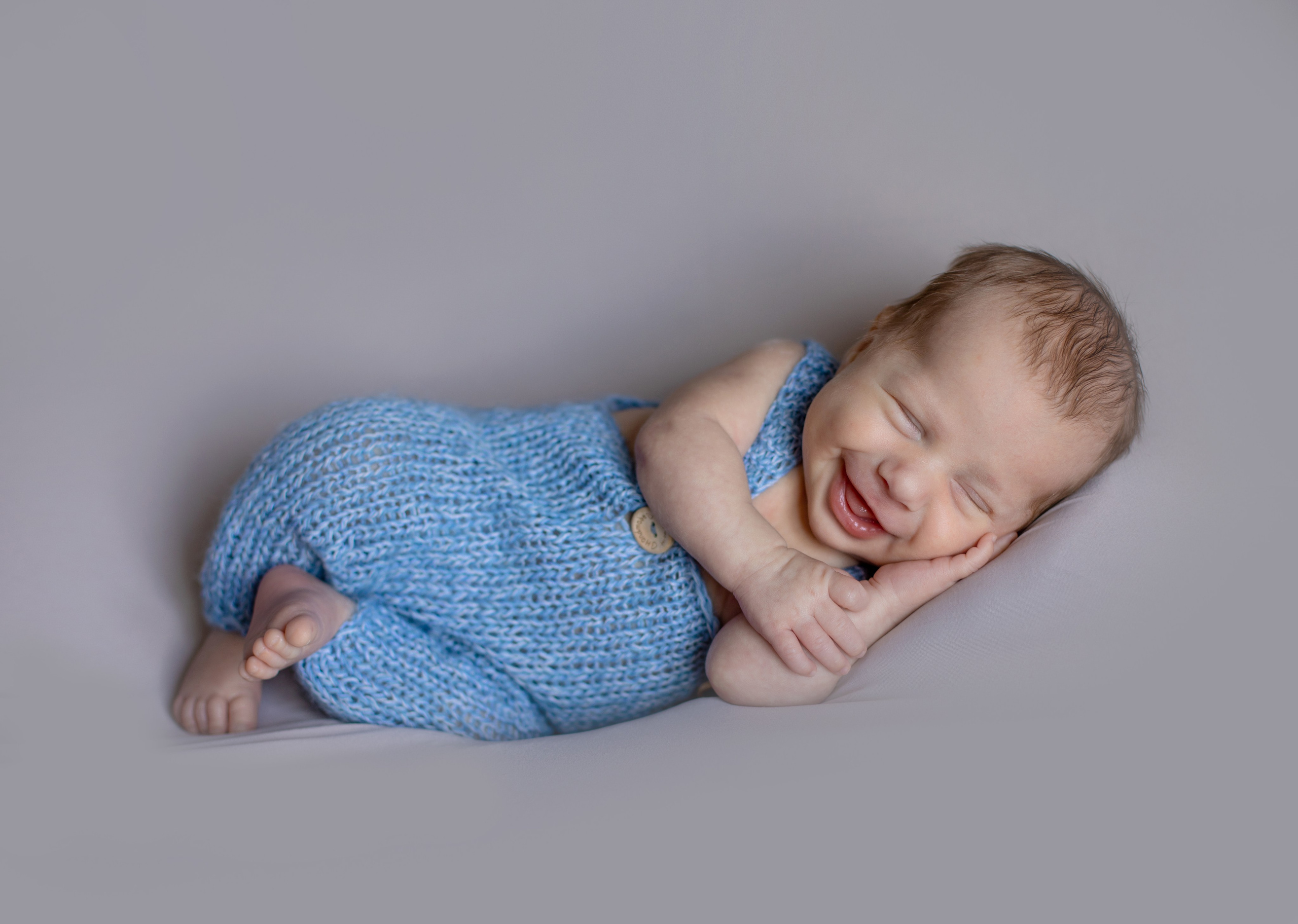 фотограф новорождённых Волгоград Волжский с выездом на дом. фотосессия двойни Волгоград Волжский. милые ньюборн фотографии Волгоград Волжский. фотограф новорождённых Волгоград Волжский на дому. фотограф новорождённого ребёнка Волгоград Волжский на дому