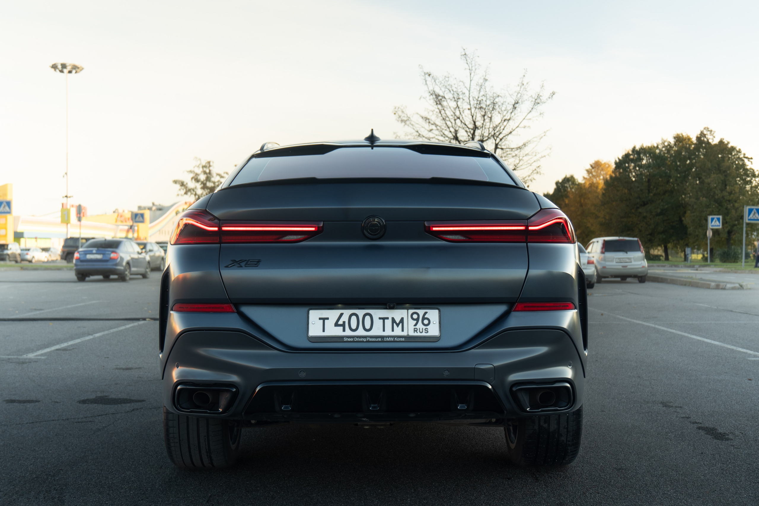 BMW X6. Автомобильный фотограф Алексей Хезеков