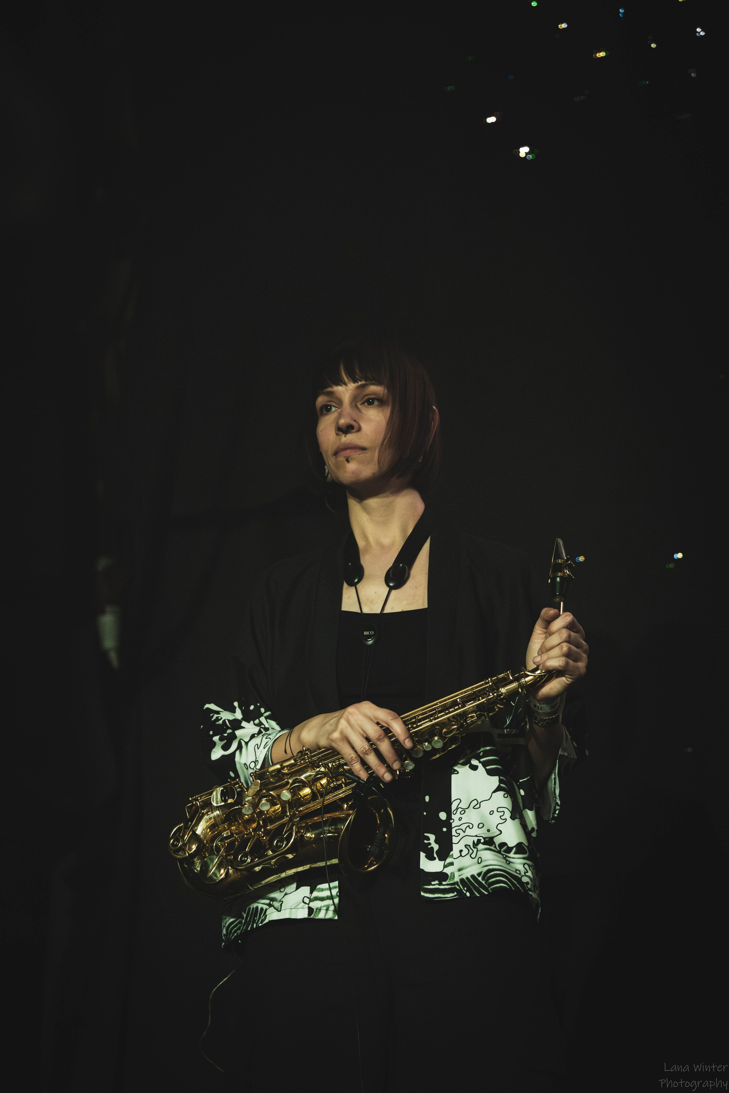 7000$ (29 июня 2025 года, Москва, клуб Урбан). Фотограф Светлана Блинова, Москва и Московская область