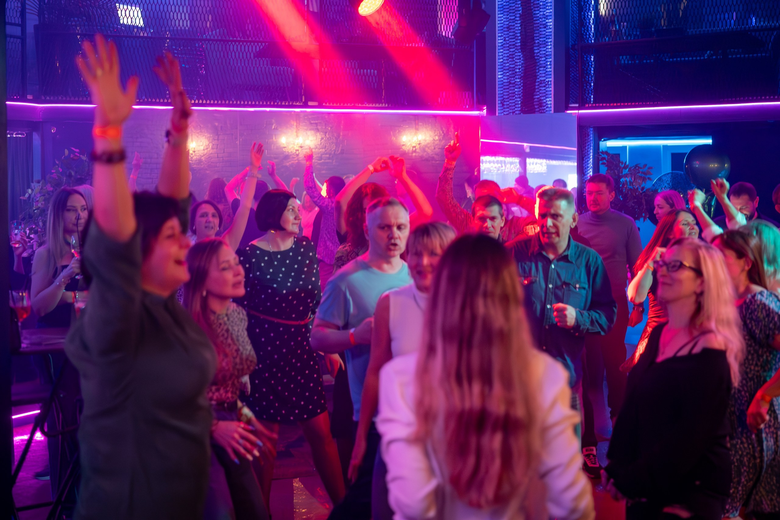 Клубная | 26.09.2025. Галерея Фантим