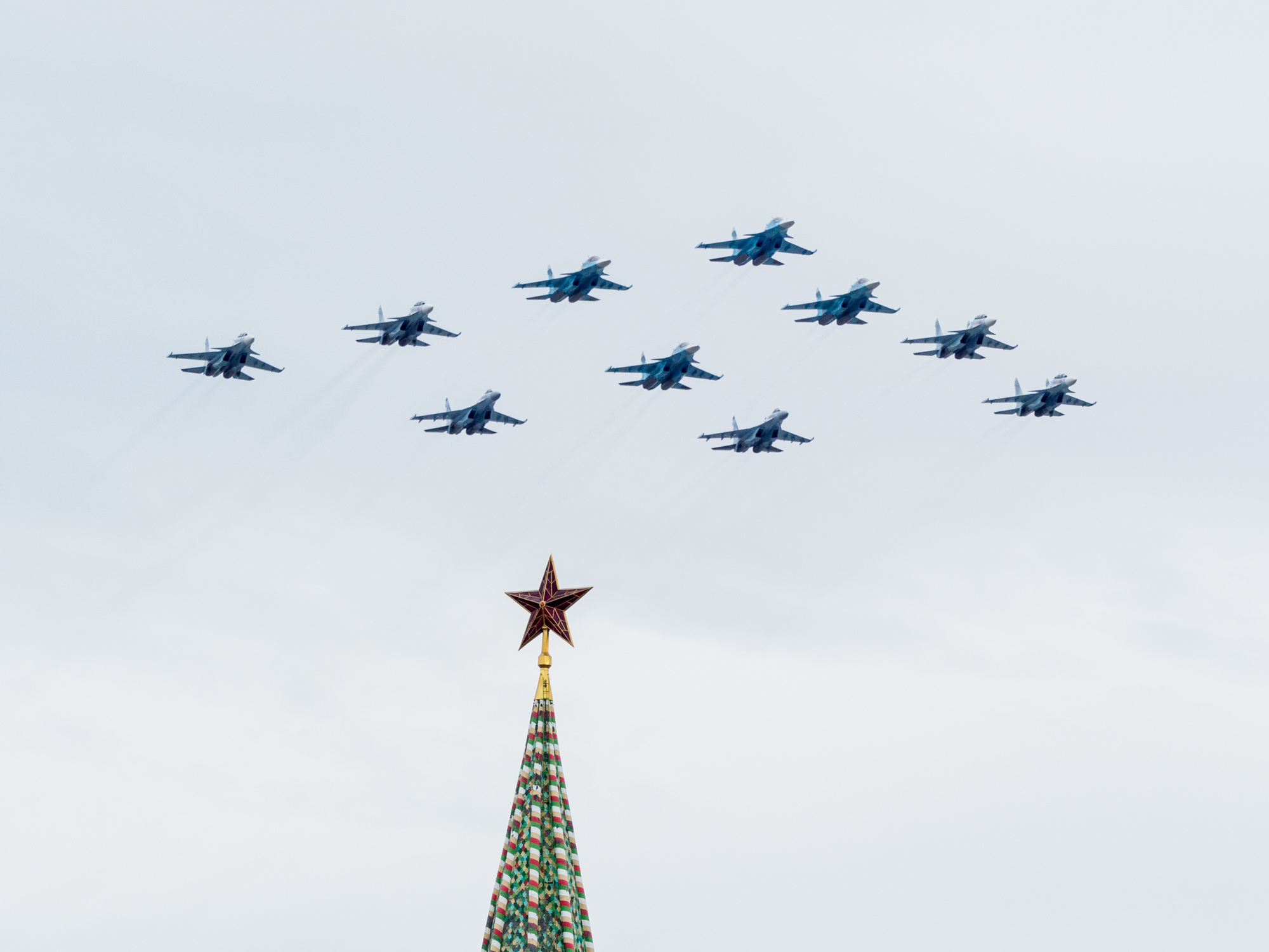 Парад победы салют 2020. Фотограф Андрей Лисовский