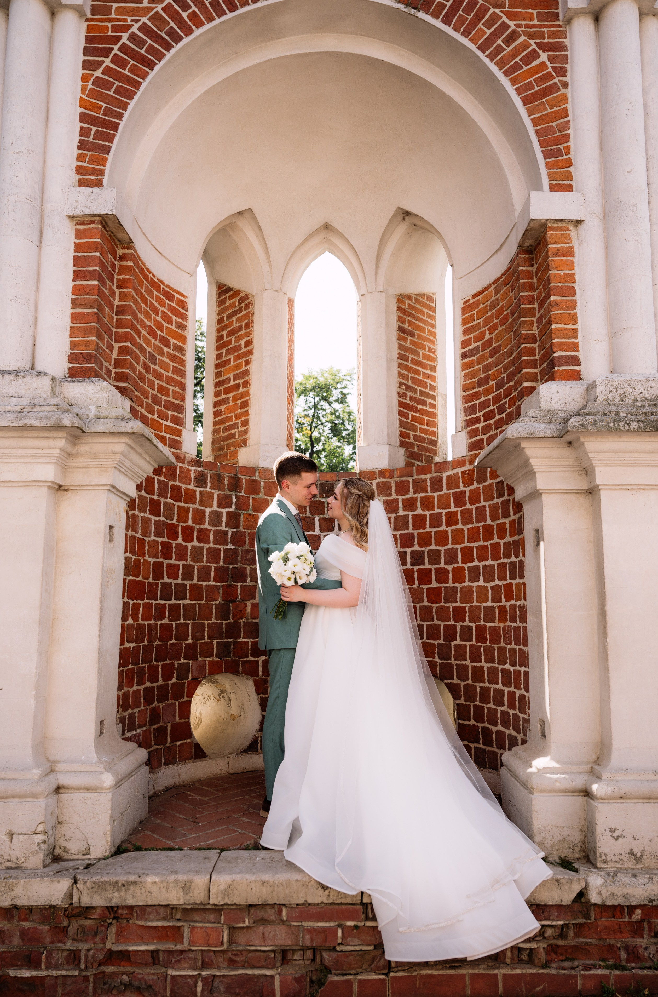 Свадебная прогулка в Царицино. Фотограф в Москве Алёна Степутенко