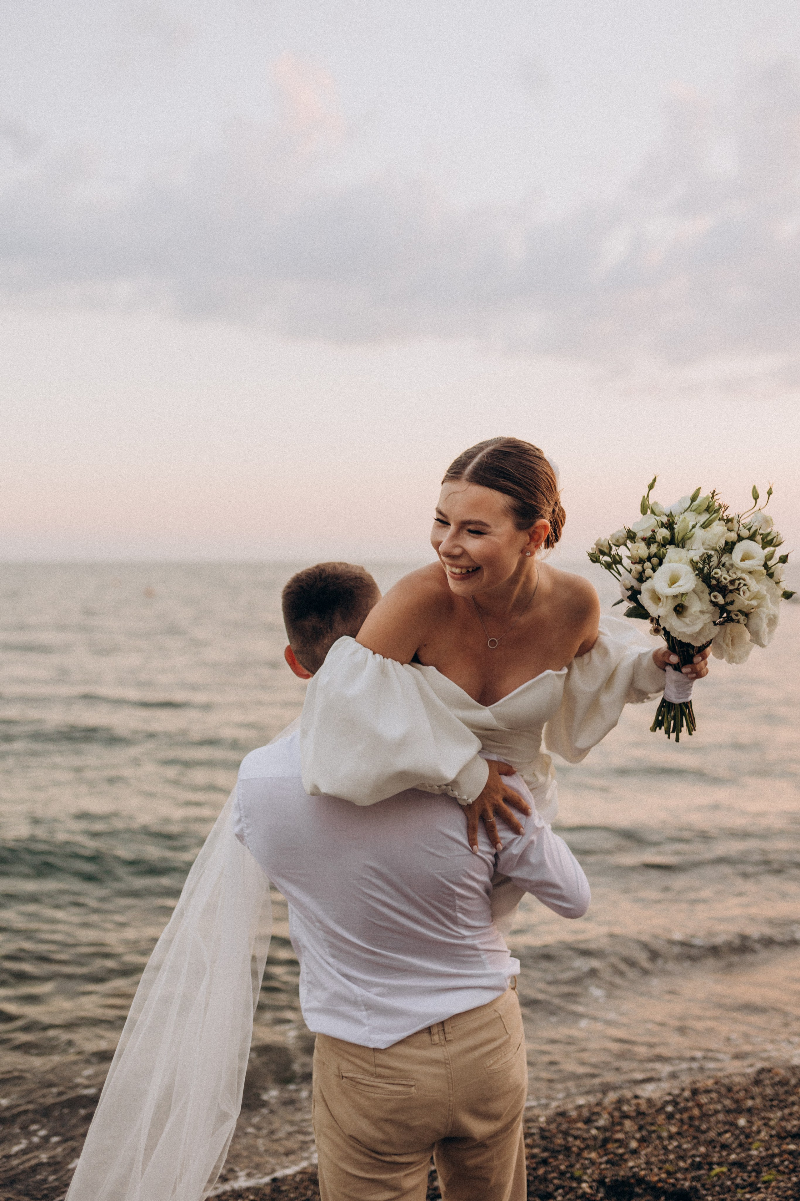 Артем и Виктория. Свадебный и love story фотограф в Санкт-Петербурге