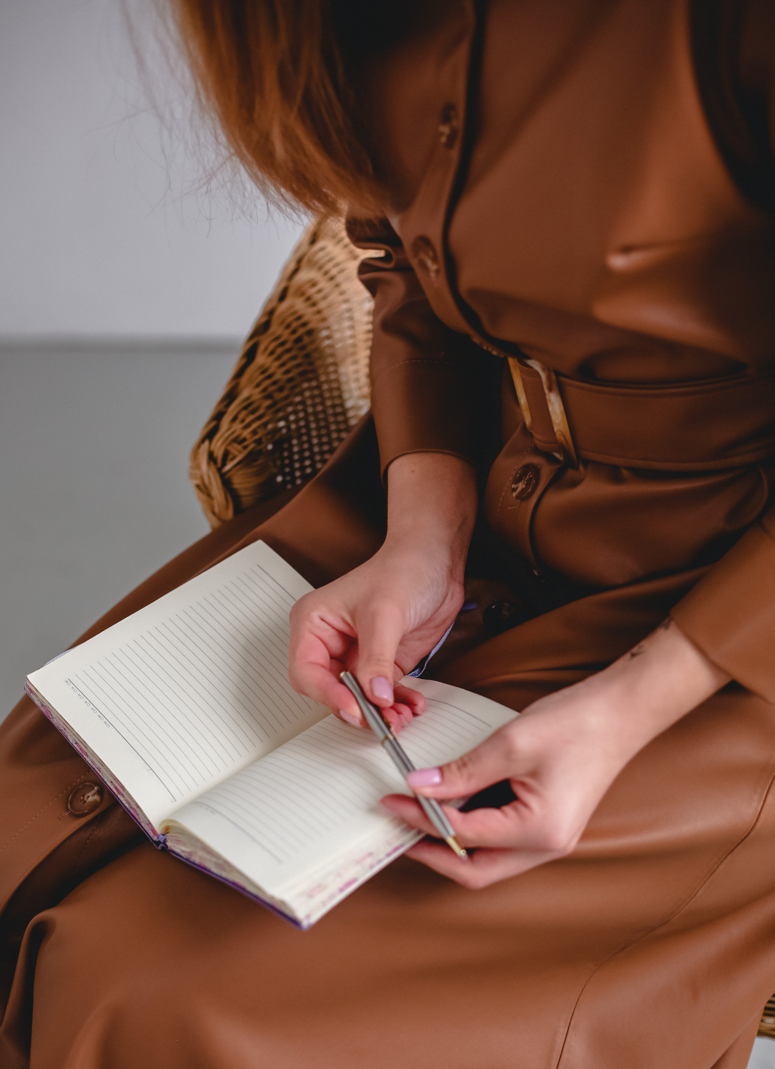 Фото контент для специалиста по шугарингу и масажу. Бренд, контент фотограф в Волгограде Елена Даньшина