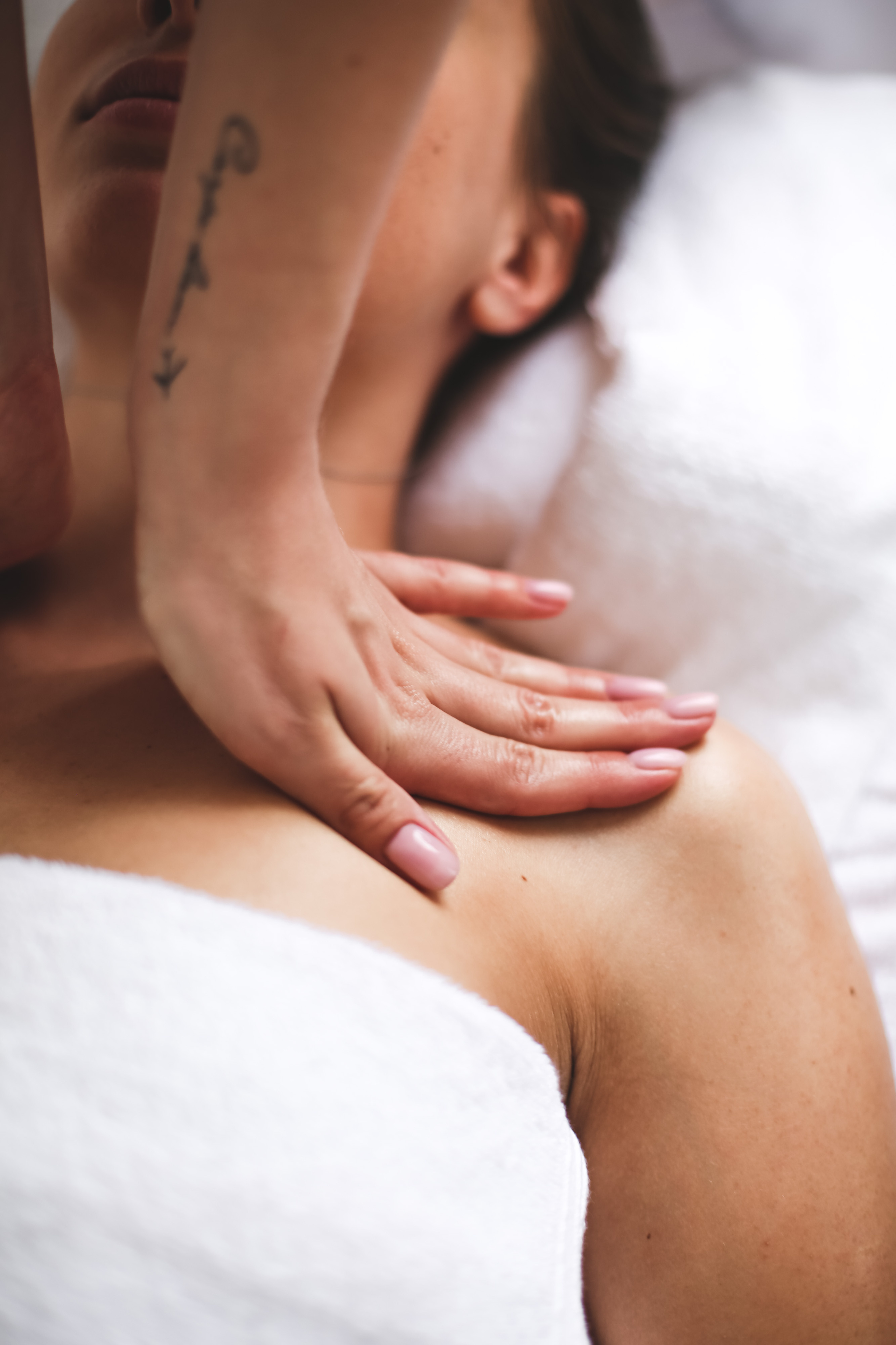 Фото контент для специалиста по шугарингу и масажу. Бренд, контент фотограф в Волгограде Елена Даньшина