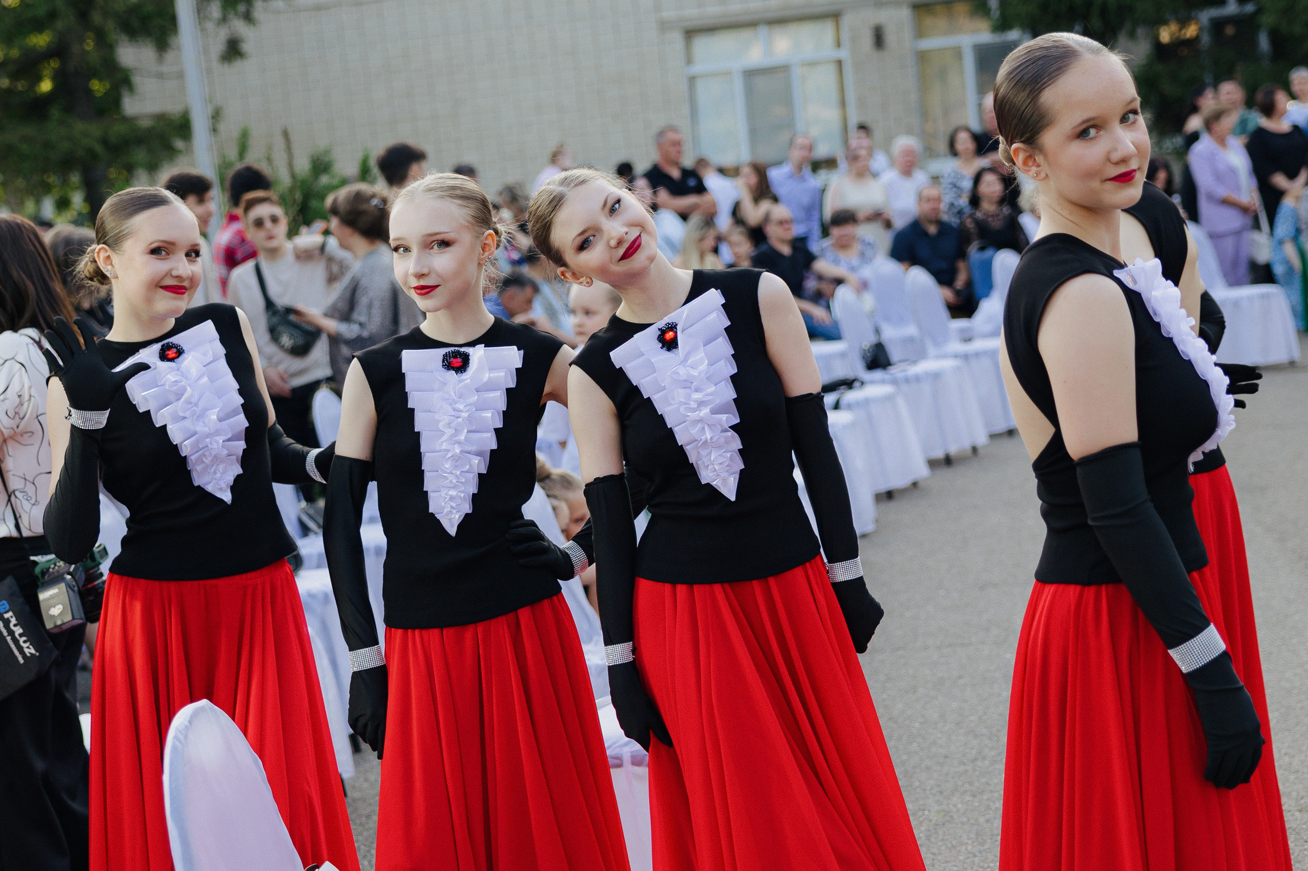 Вручение аттестатов. Свадебный фотограф Роман Еремеев