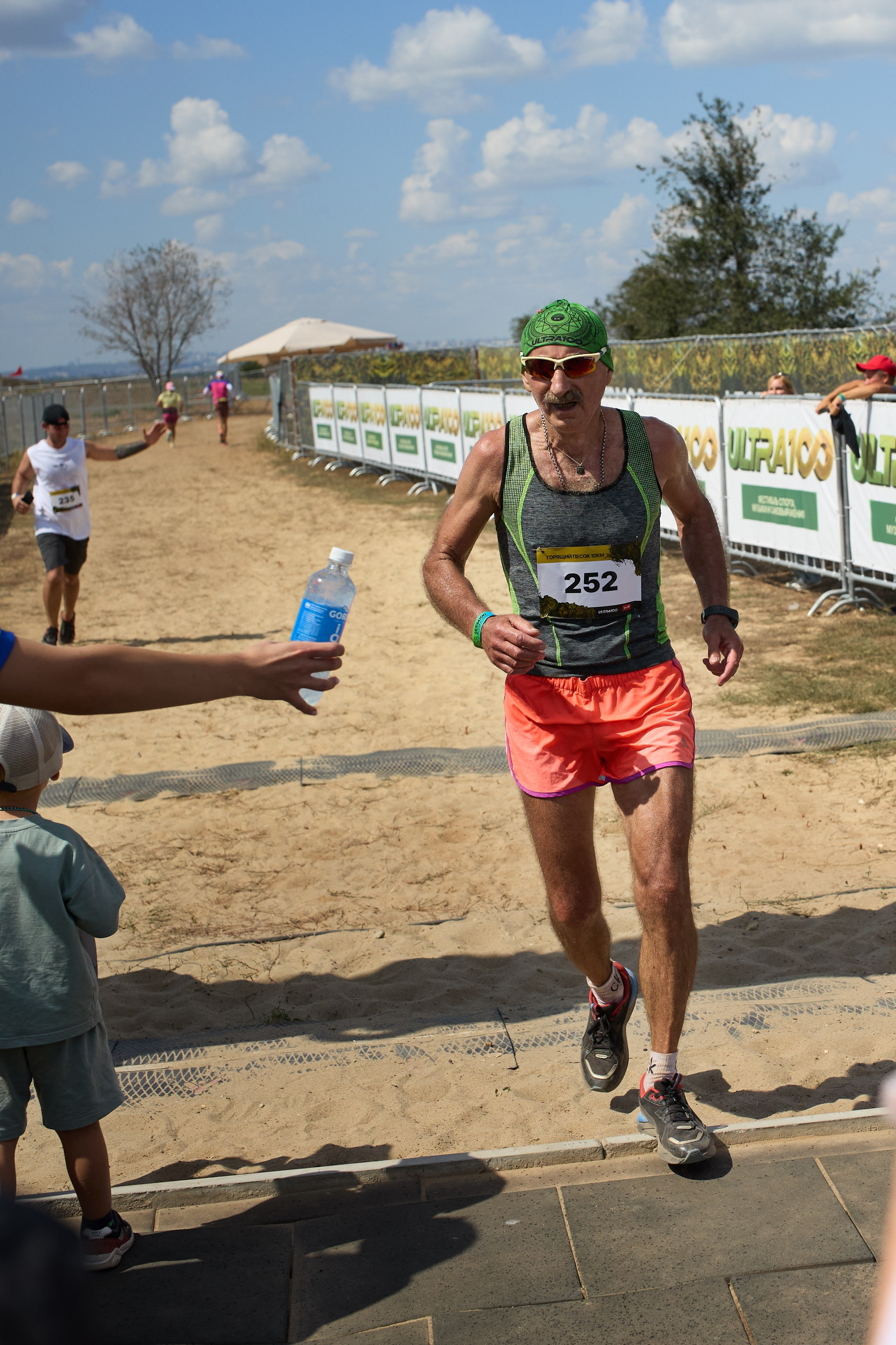 Репортаж с фестиваля Ultra 100