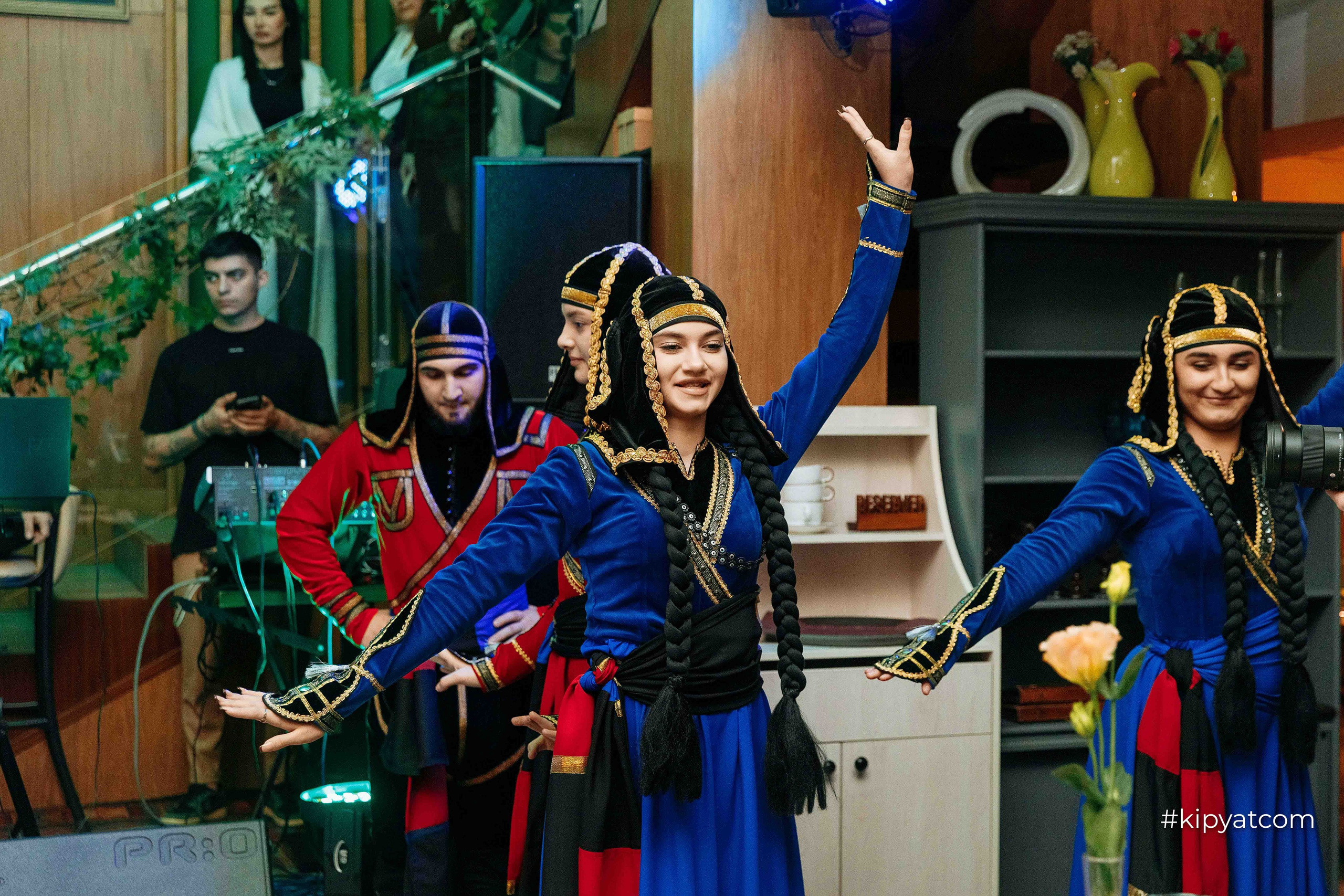 Генацвале By WOK