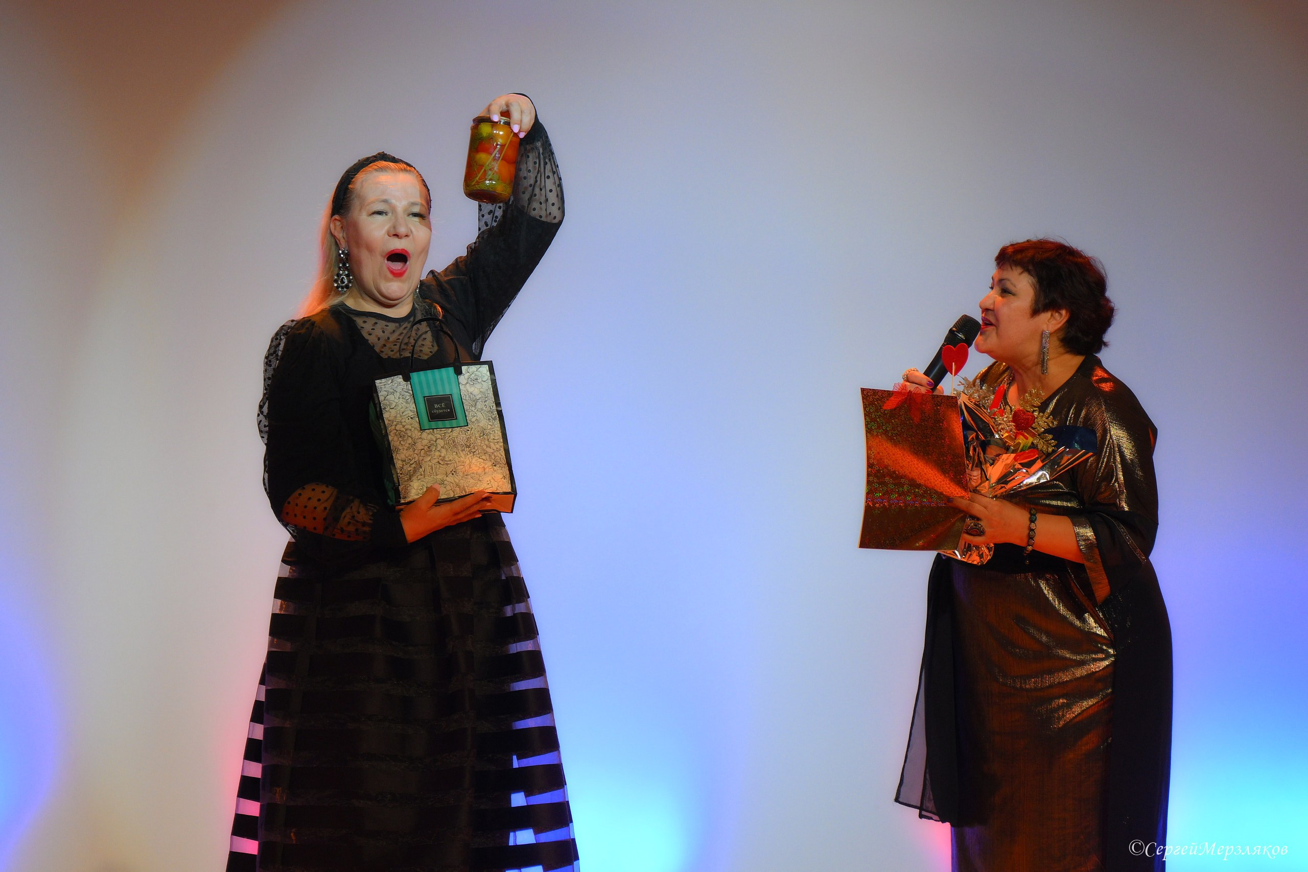 Концерт Марии Толстухиной. Ижевск 07.04.2024 ДК Строитель. Спортивный репортажный фотограф в Ижевске Сергей Мерзляков