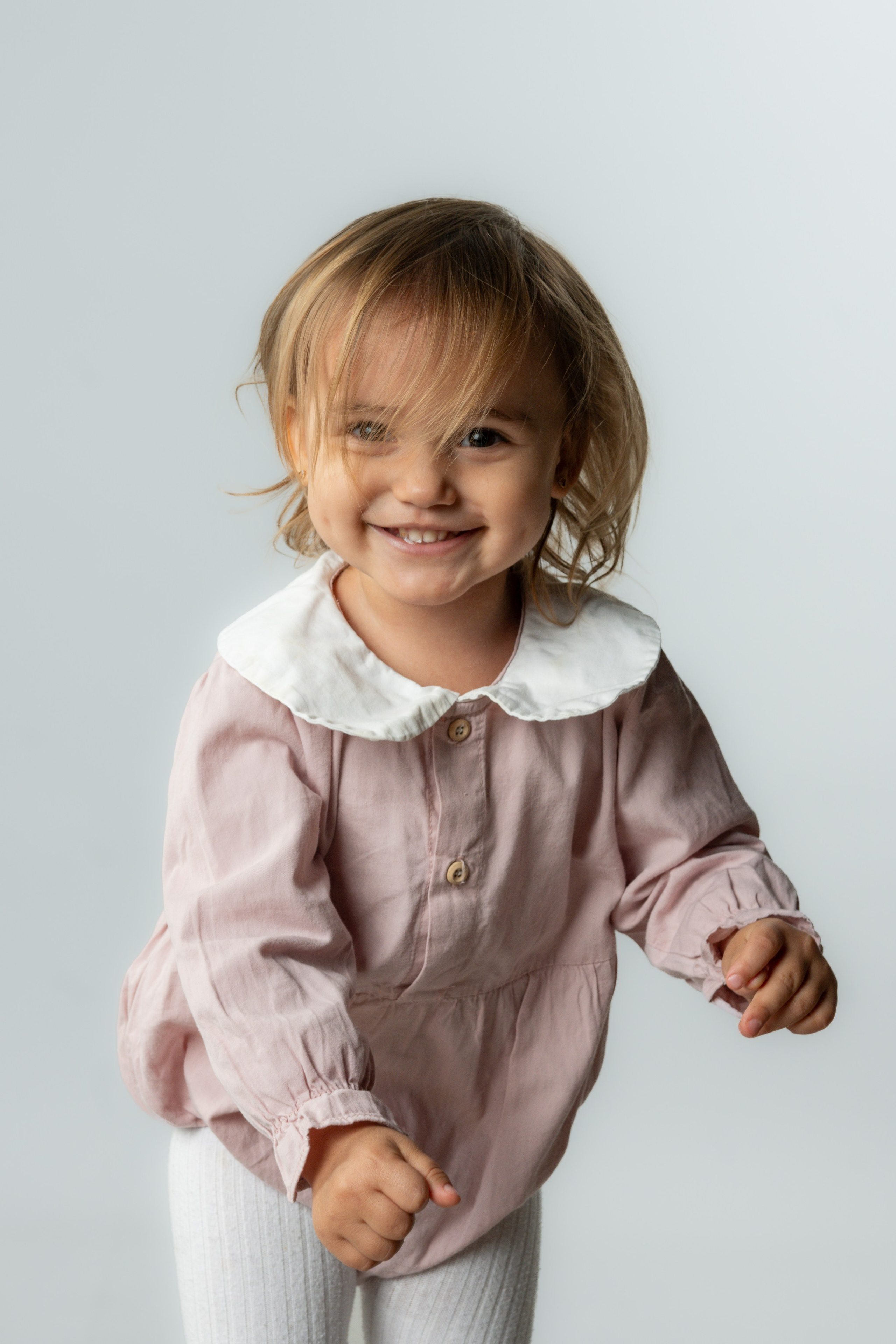 Мия — К. ТМ Продакшн — Съемка для маркетплейсов в Москве