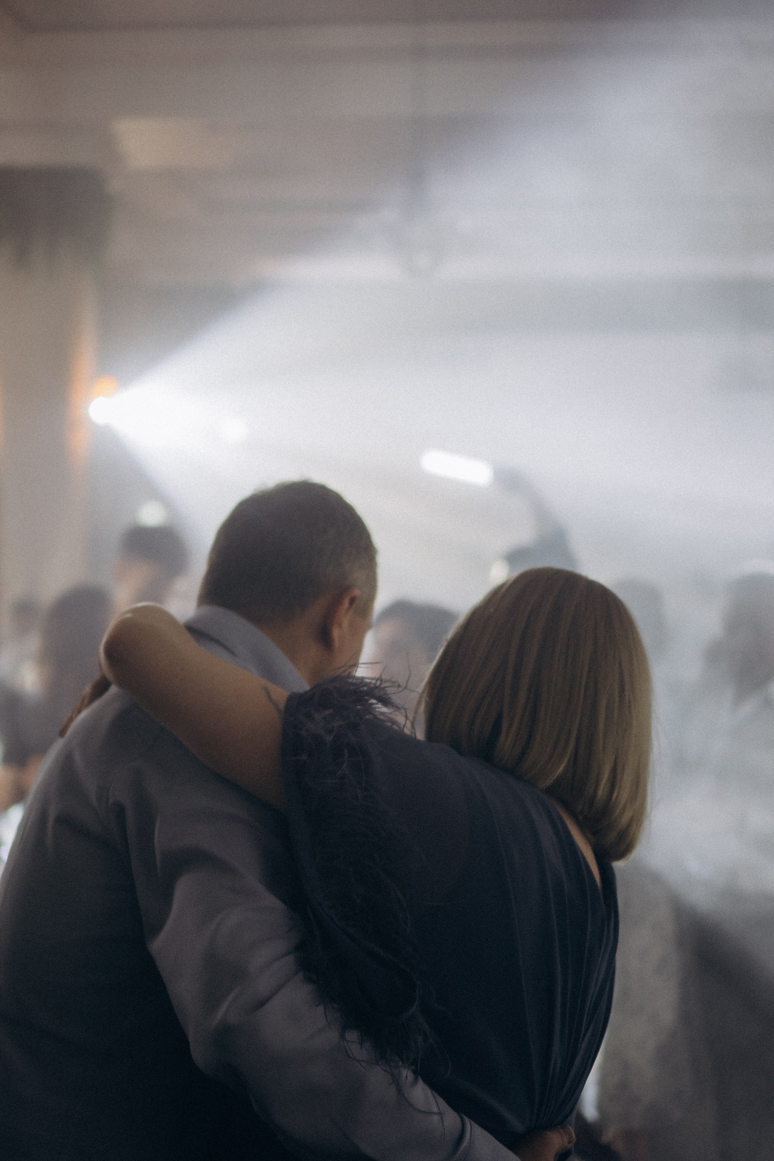 СВАДЕБНАЯ СЬЕМКА СБОРОВ В ОТЕЛЕ И ВЫЕЗД НА ЦЕРЕМОНИЮ (СНЯТО В СИБИРЕ В НИЖНЕВАРТОВСКЕ). Профессиональный фотограф, Санкт-Петербург — Виктория Богомолова