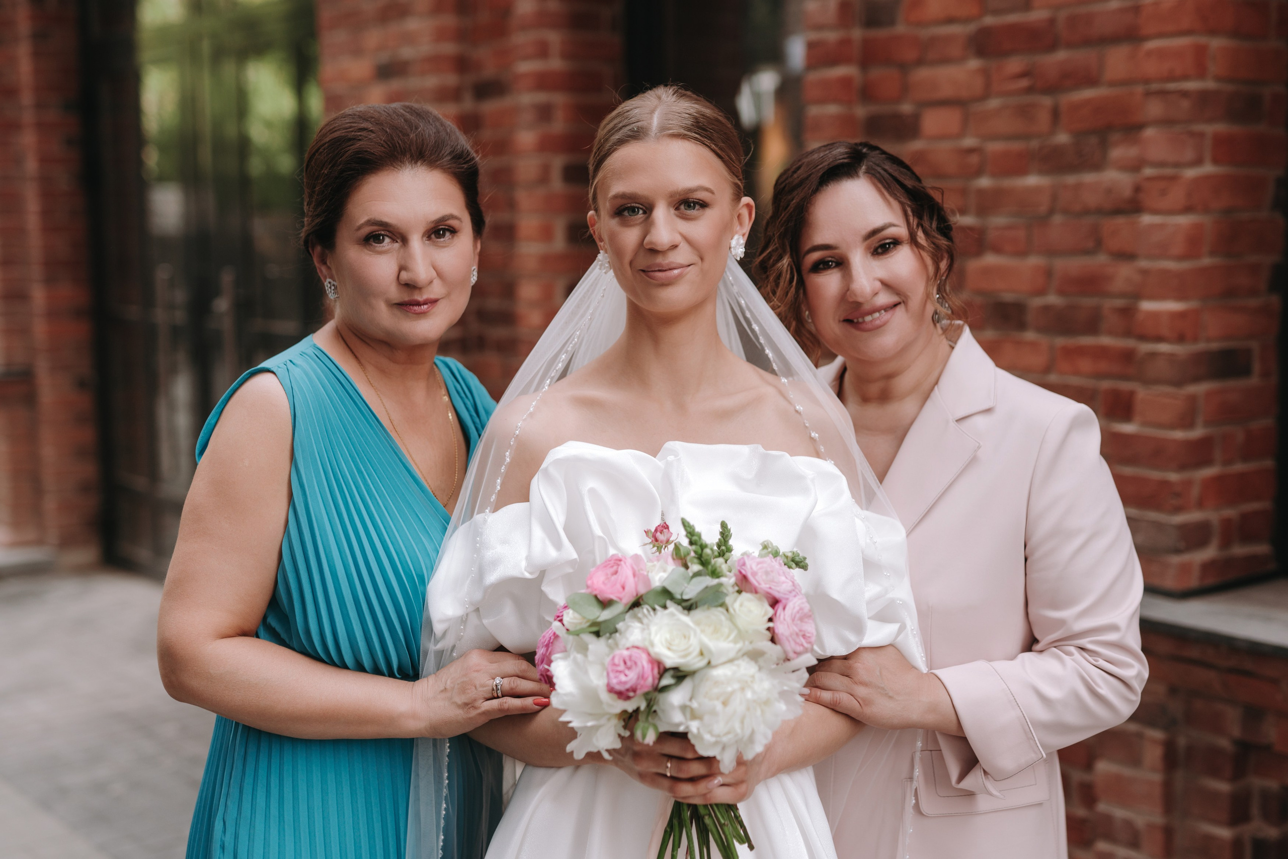 БАНКЕТНЫЙ ЗАЛ ДАСКО ГАРДЕН, ЭМИЛЬ БУРАНГУЛОВ, ИЛЬНАР АХМАДУЛЛИН