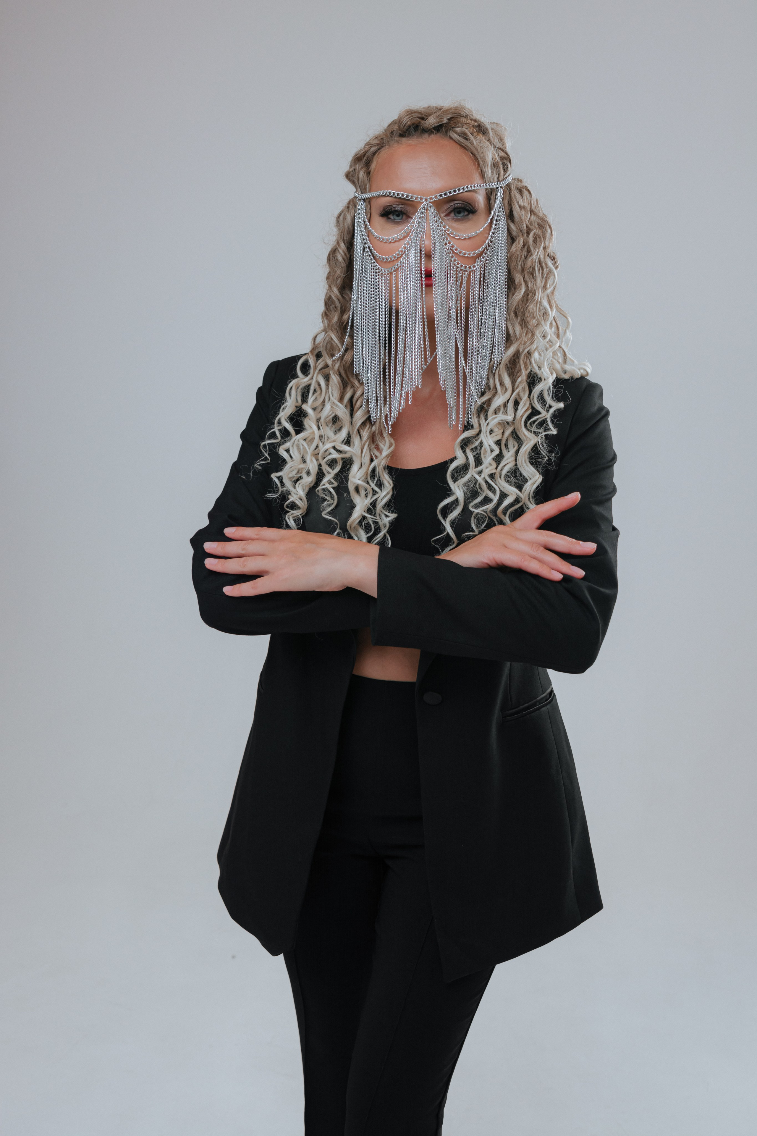 Фотосессия Superwoman Натальи и Светланы для афишы. Портретный фотограф в Санкт-Петербурге Дмитриева Наталия