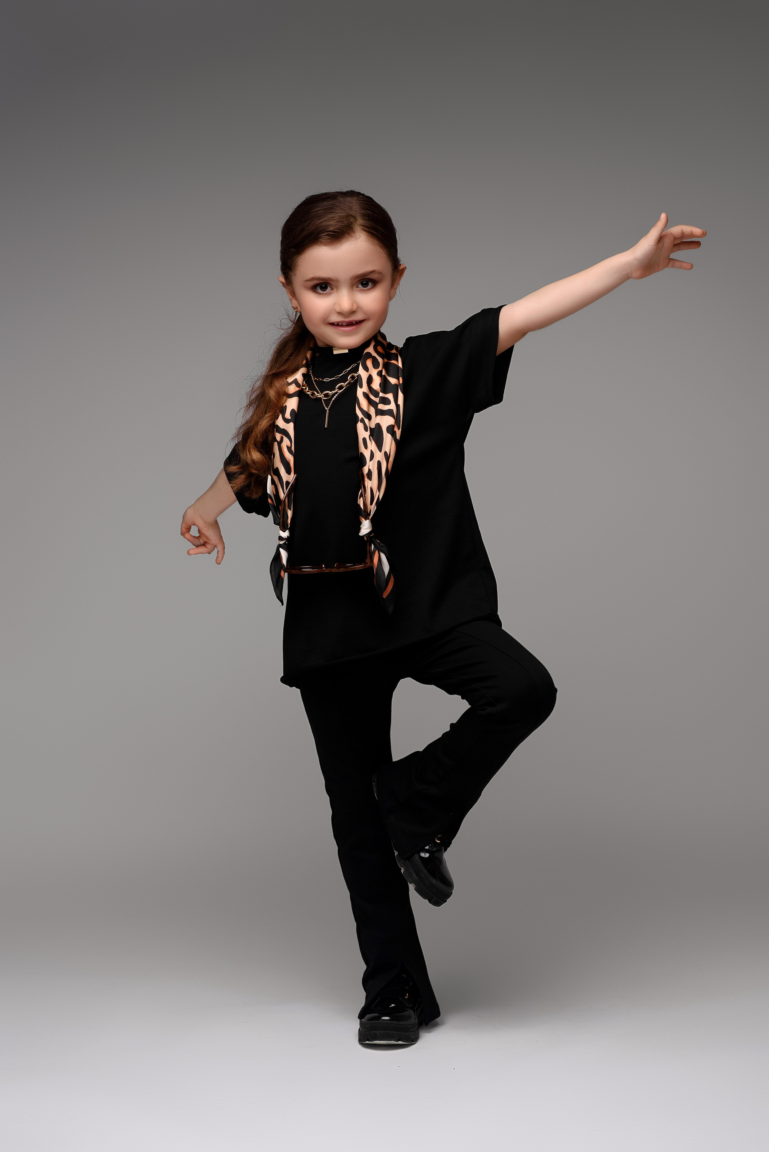 MODELLE magazine Jul 24. Съёмки для брендов в Крыму / Стилист / Продюсер / Женя Мамай