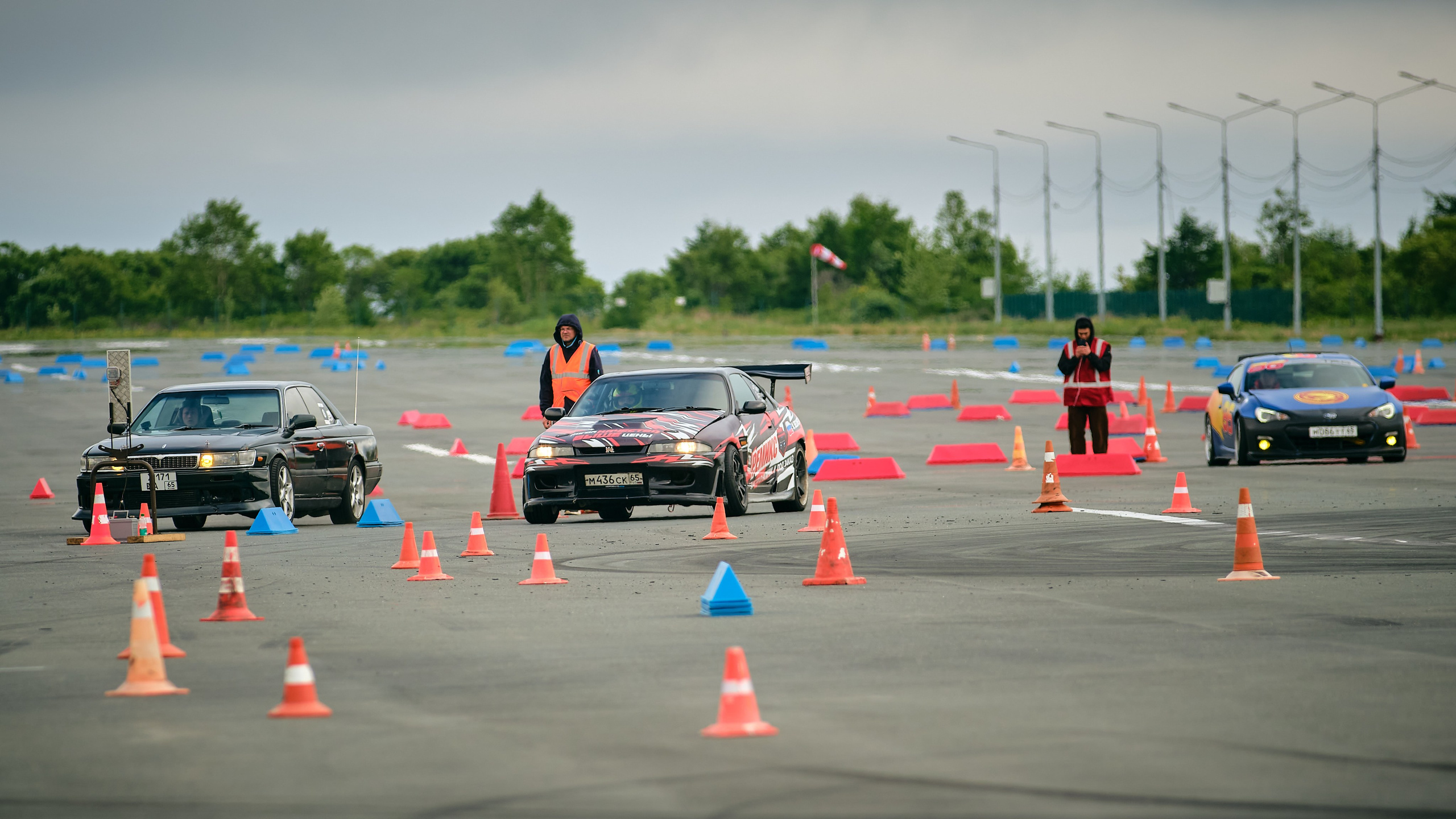 Автоспорт на дронопорте. Фотограф. г. Южно-Сахалинск. Олег Толстов