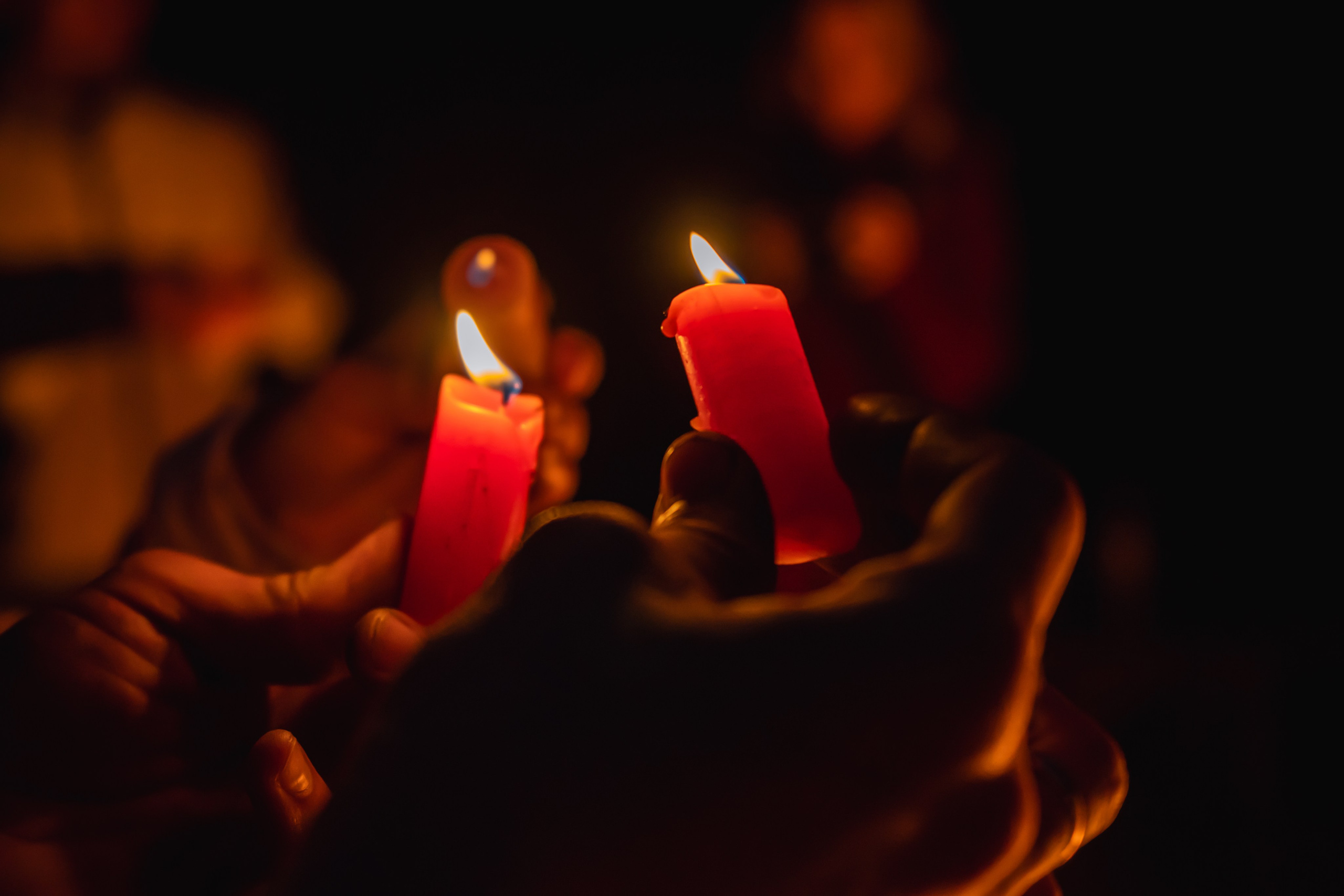 Белорусское Купалье. Занимаюсь профессиональной фотографией и живу рядом с Байкалом. Работаю в разных жанрах