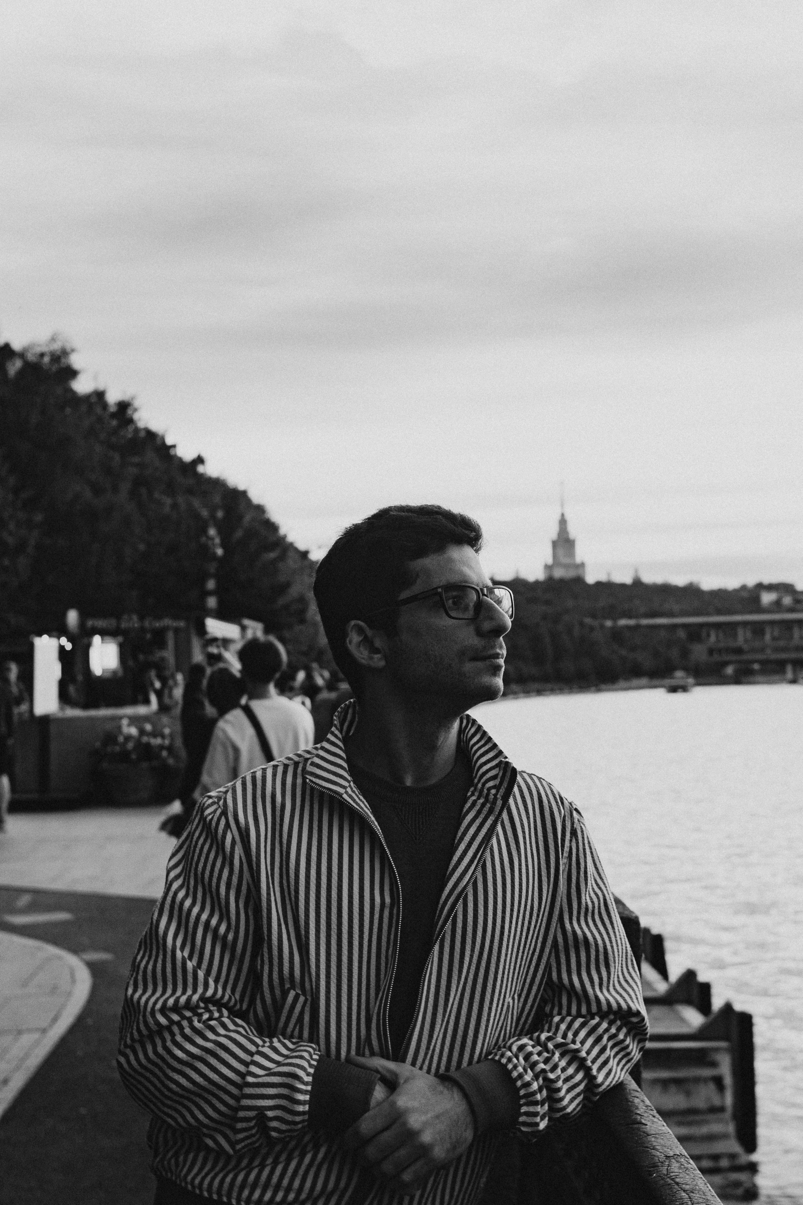 Эмин | Воробьёвы горы. Папка кадров 📁