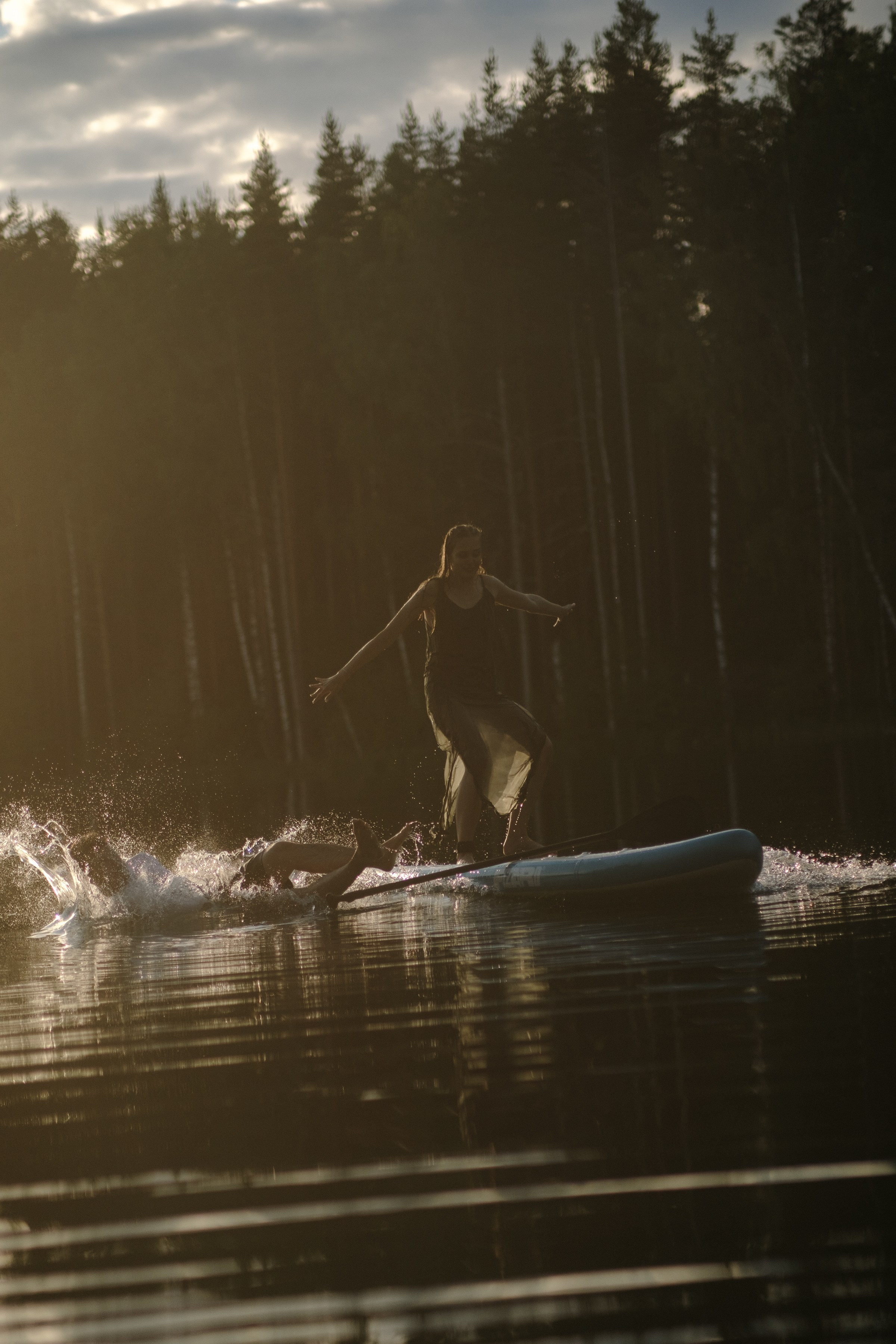 Петя и Лина, на сапах. Интерьерный фотограф и видеограф в Санкт-Петербурге Вадим Балбашевский