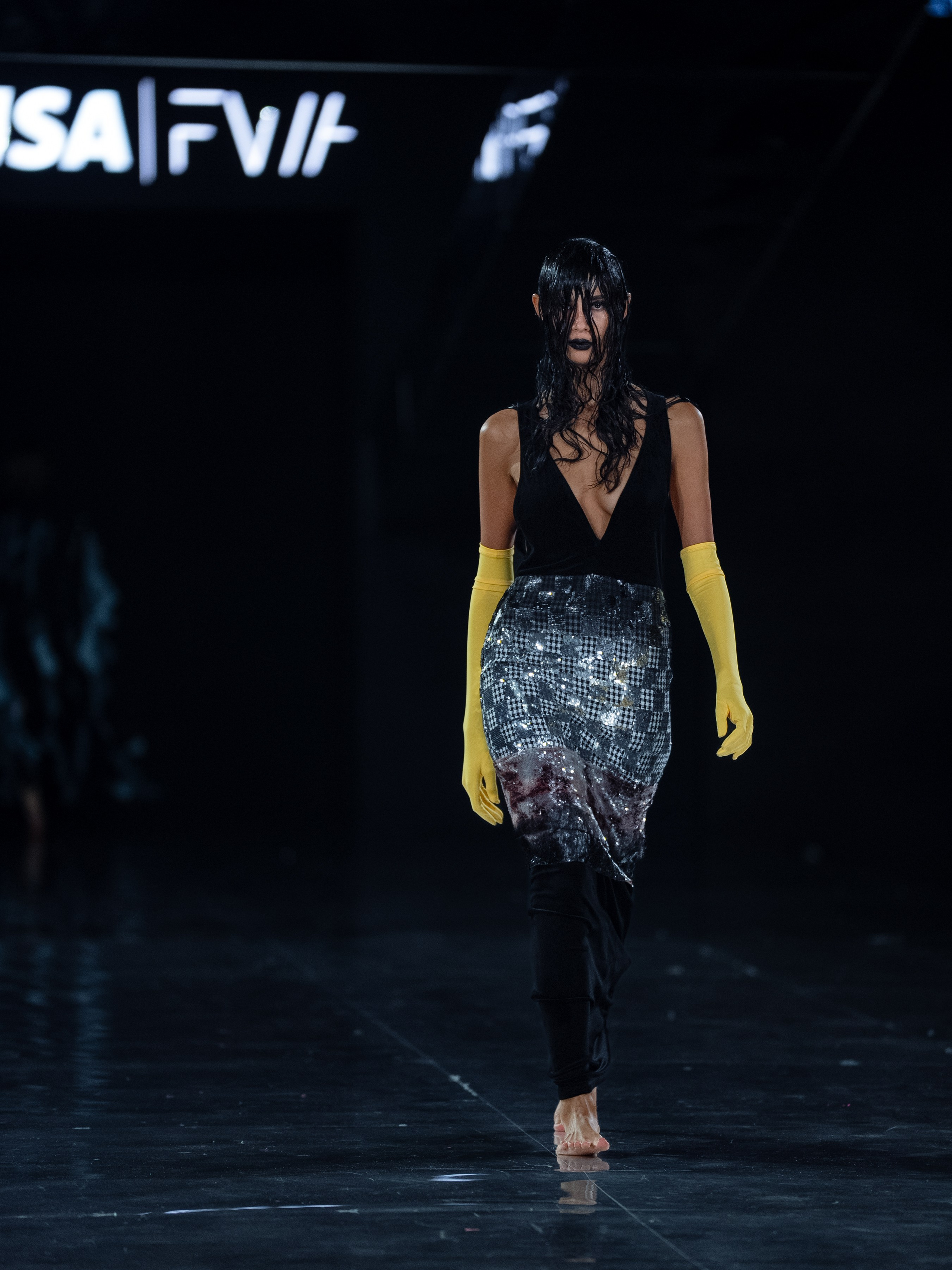 Visa Fashion Week Almaty Manuk Aleksanyan. Сайт Алматинского НЮ АРТ, будуар и фэшн фотографа Дениса Карпенко