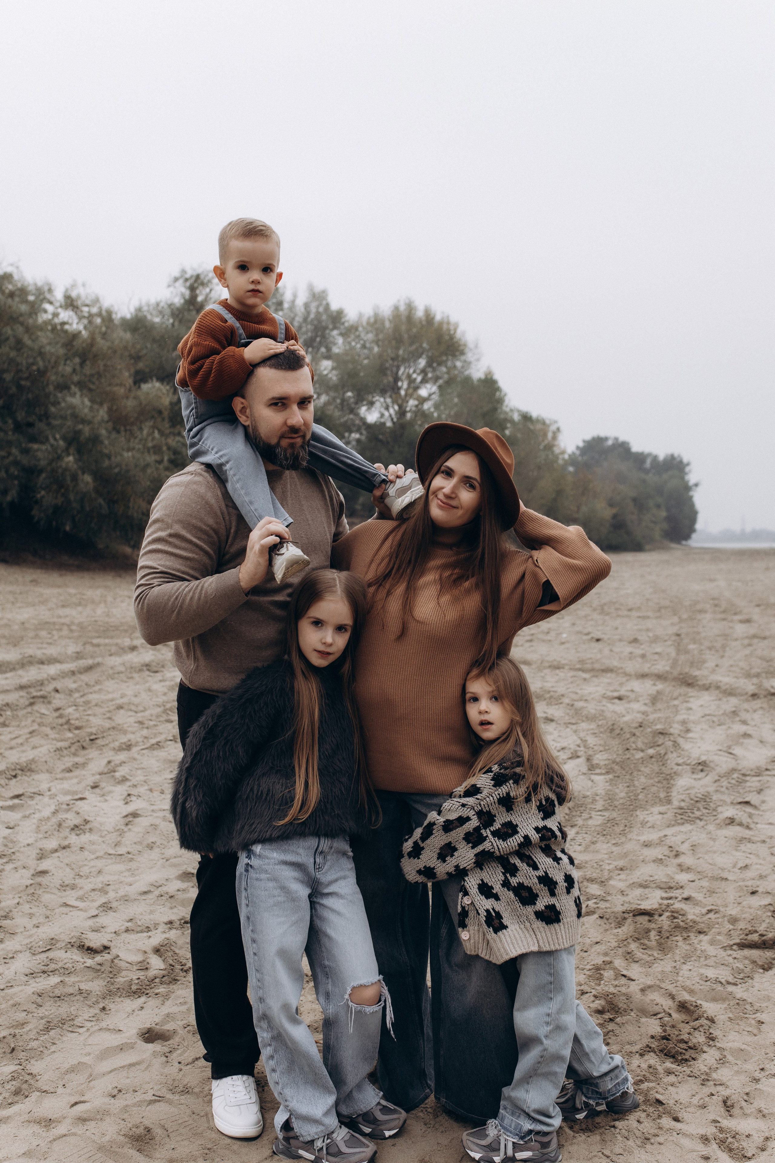 Настя, Лёша, Василиса, Варя и Ярик. Семейный фотограф в Краснодаре Виктория Кокоулина