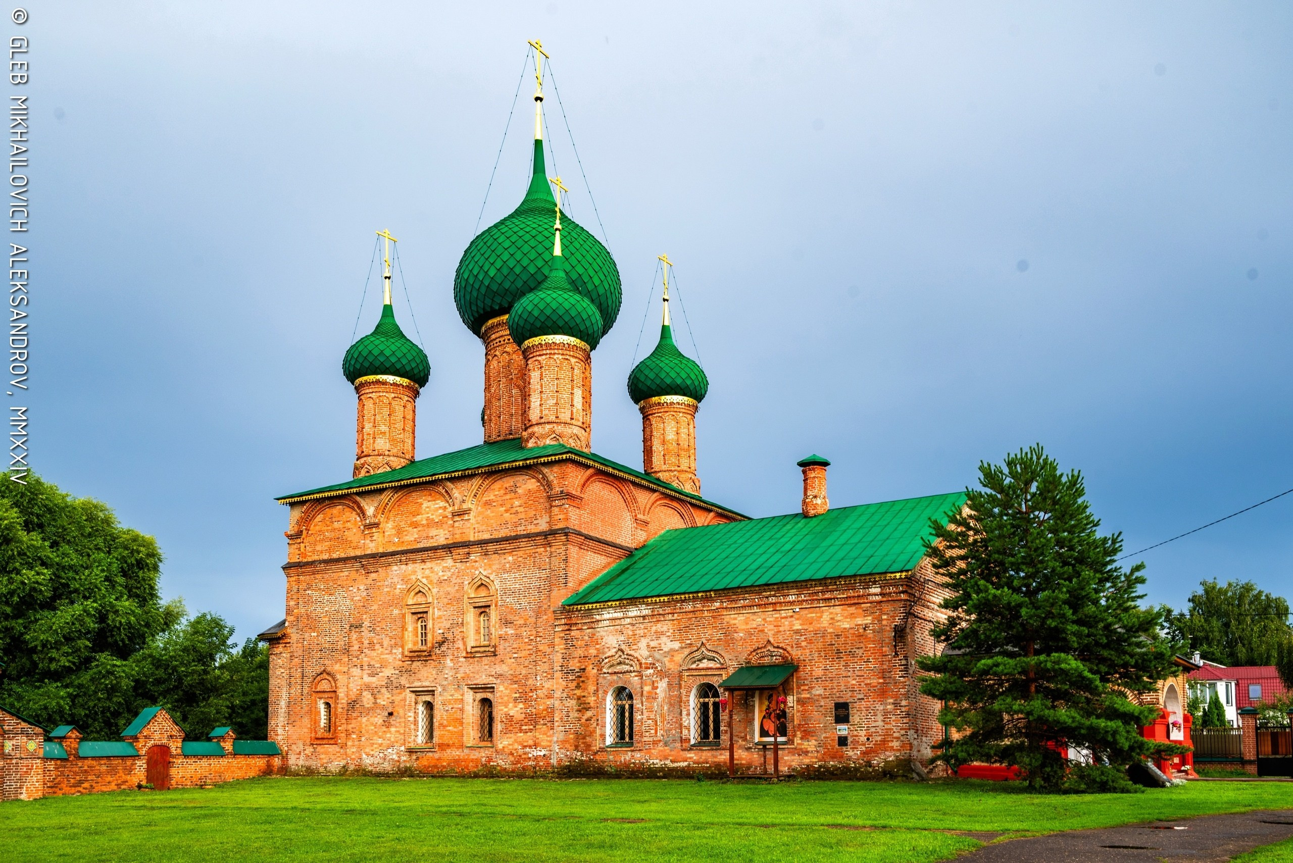 Ярославль. Храмовый комплекс в Коровниках. Зодчество