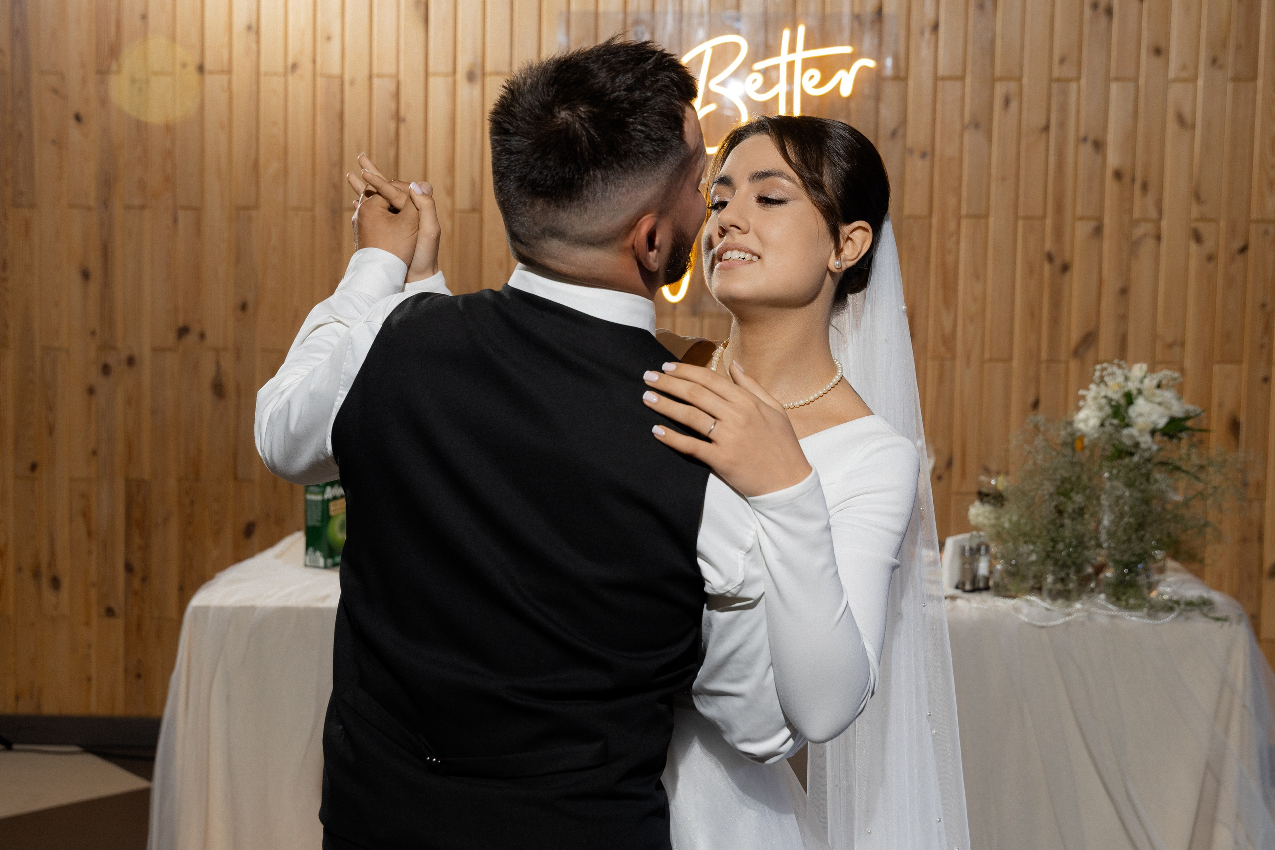 Свадебная фотосессия в агроусадьбе Лабодянка в Минске. Свадебный фотограф в Минске/Беларуси Сергей Спиридонов