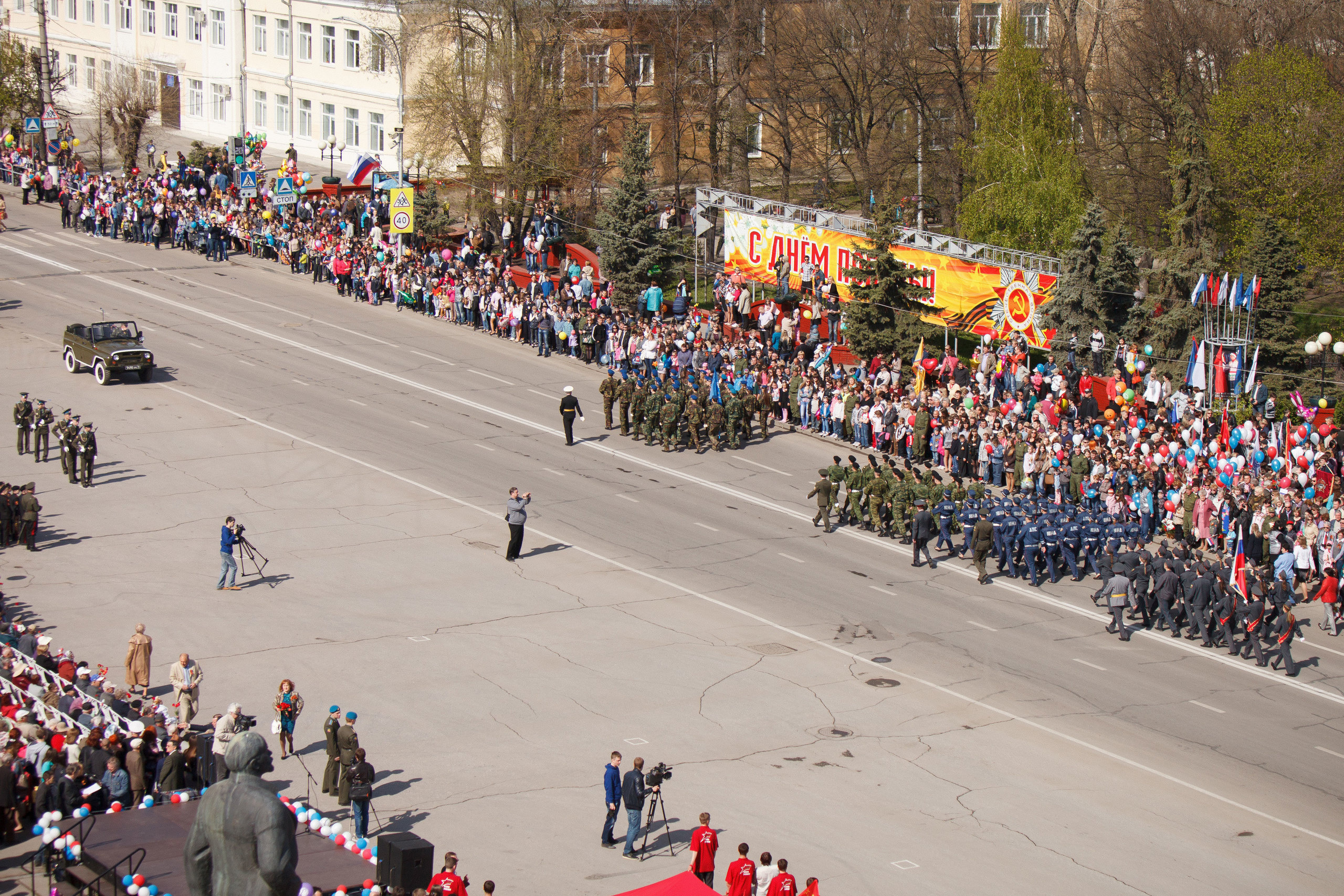 9 мая в Сызрани. Свадебный, семейный и школьный фотограф в Сызрани Максим Баталов