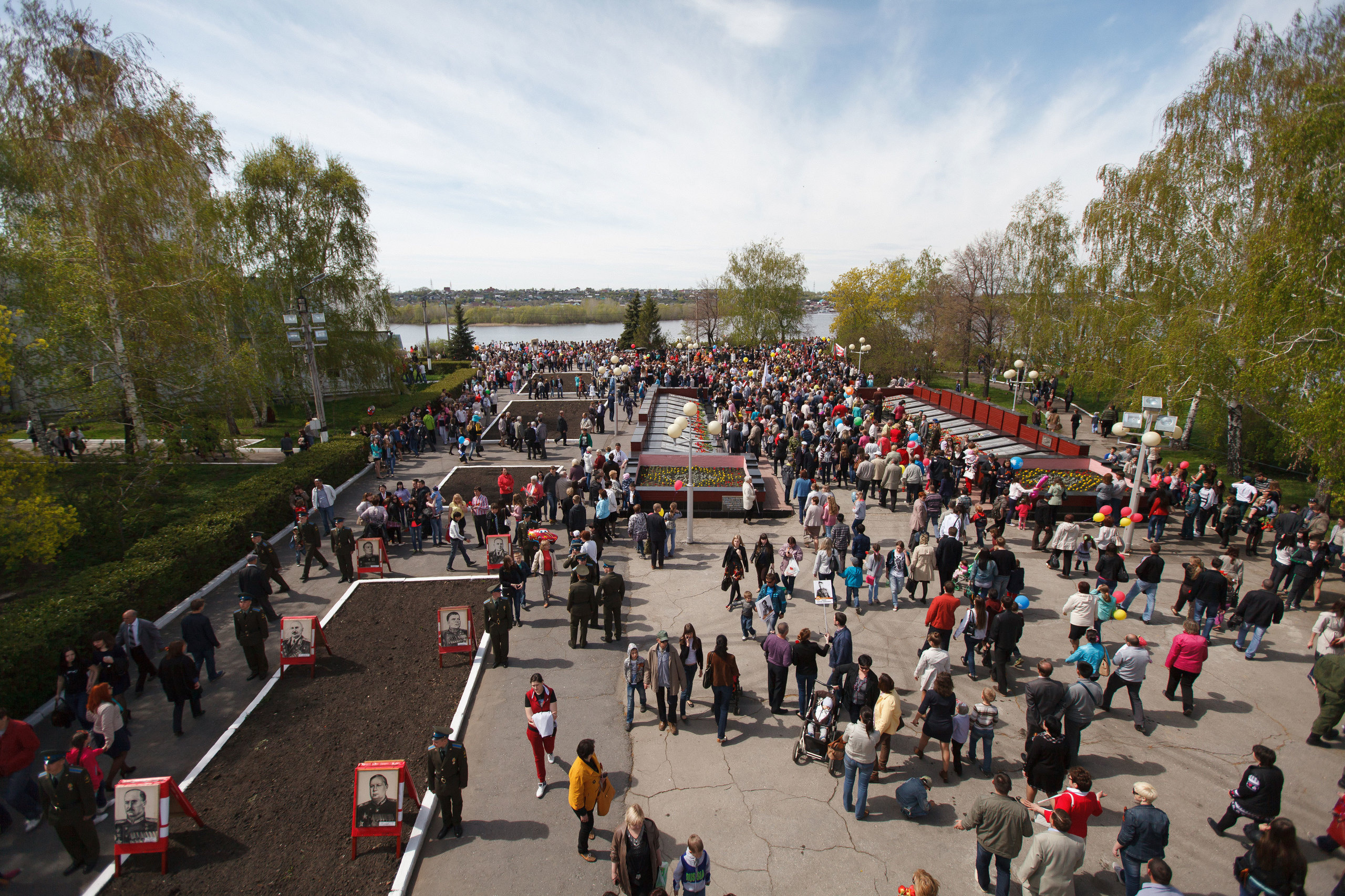 9 мая в Сызрани. Свадебный, семейный и школьный фотограф в Сызрани Максим Баталов