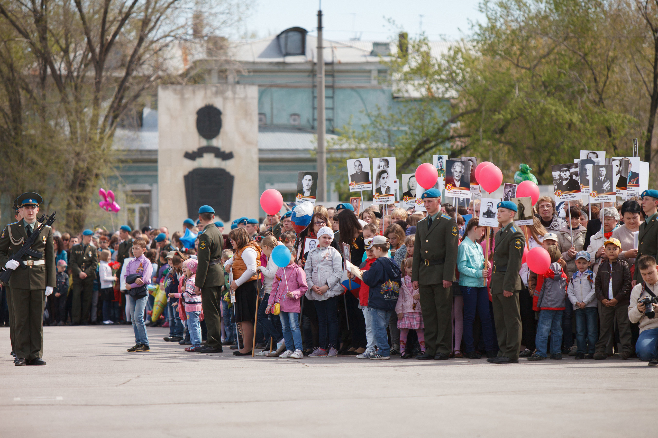 9 мая в Сызрани. Свадебный, семейный и школьный фотограф в Сызрани Максим Баталов