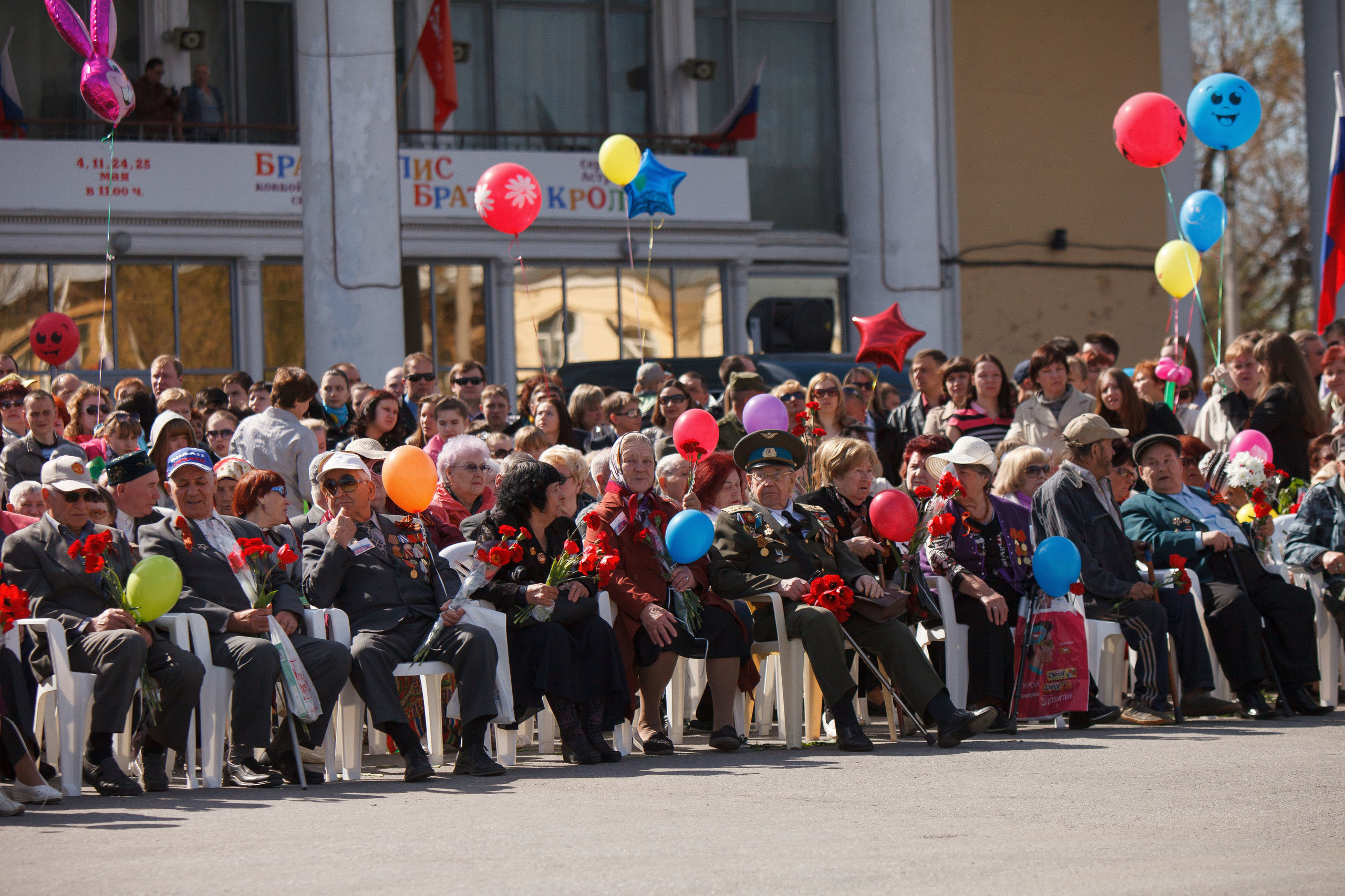 9 мая в Сызрани. Свадебный, семейный и школьный фотограф в Сызрани Максим Баталов