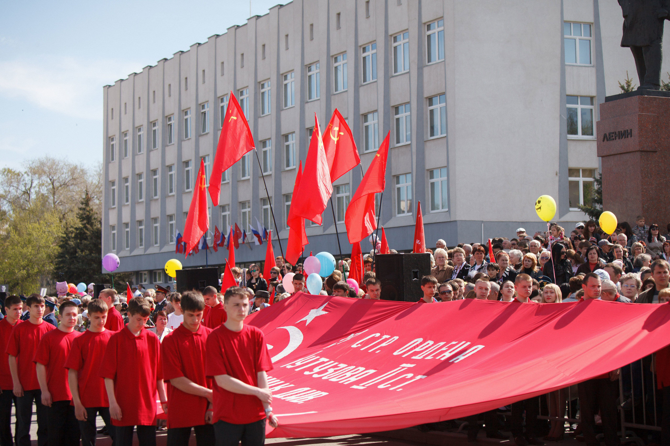 9 мая в Сызрани. Свадебный, семейный и школьный фотограф в Сызрани Максим Баталов