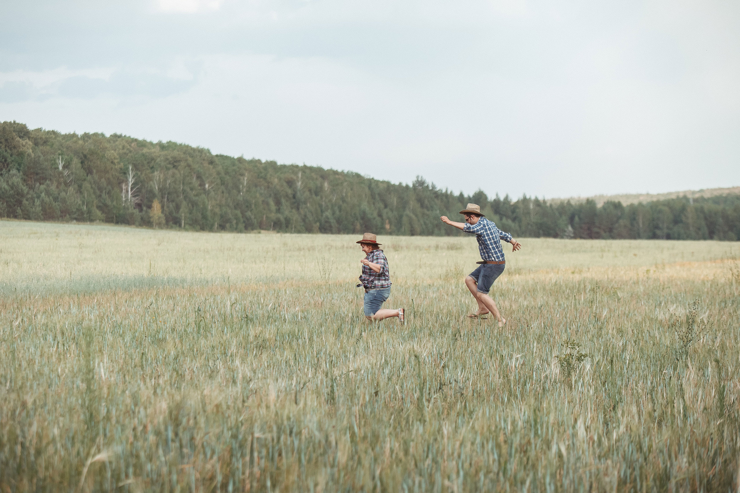 Фотопрогулка. Свадебный, семейный и школьный фотограф в Сызрани Максим Баталов