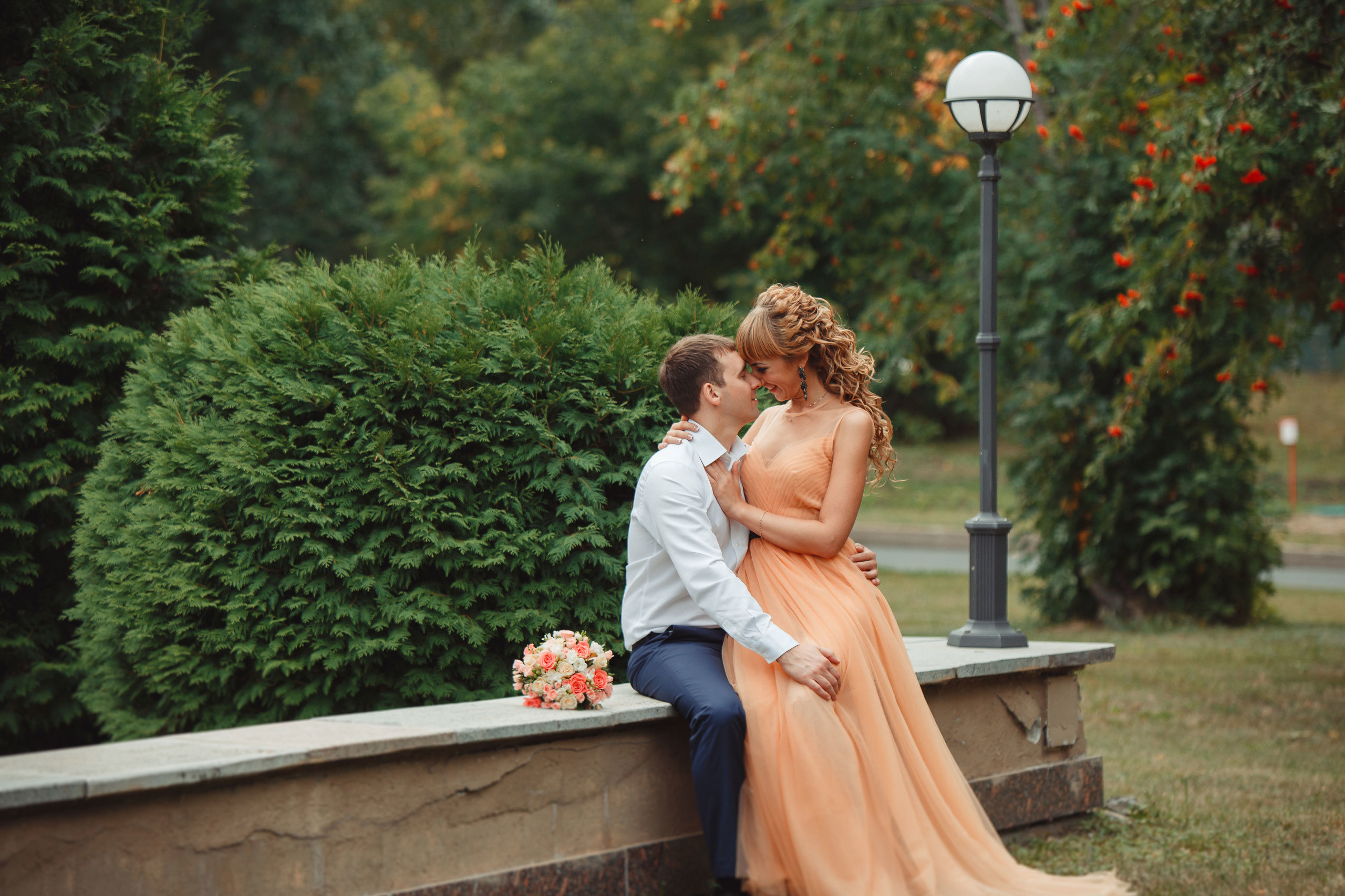 Фотосъёмка love-story лавстори в Сызрани. Свадебный, семейный и школьный фотограф в Сызрани Максим Баталов