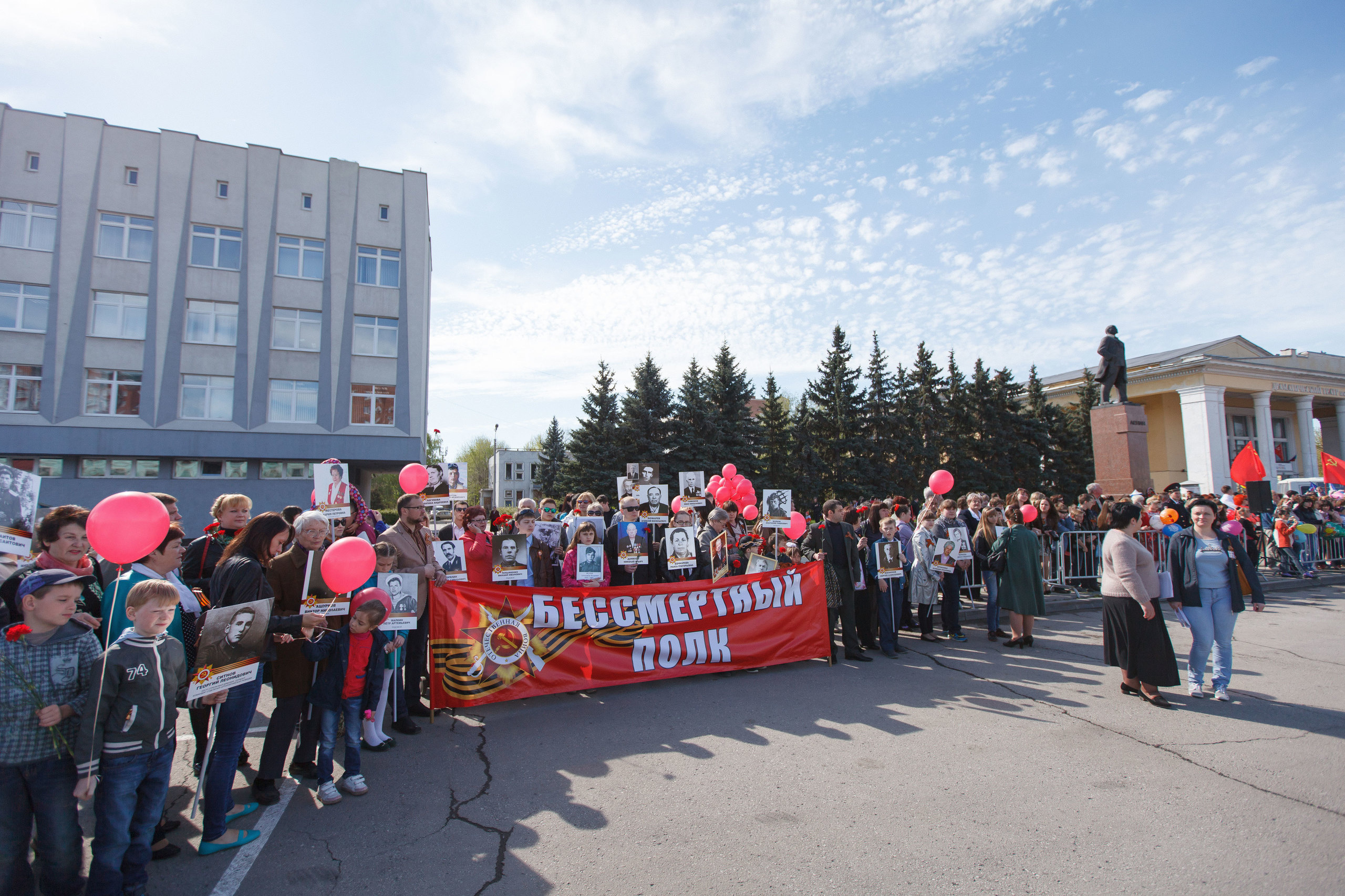 9 мая в Сызрани. Свадебный, семейный и школьный фотограф в Сызрани Максим Баталов